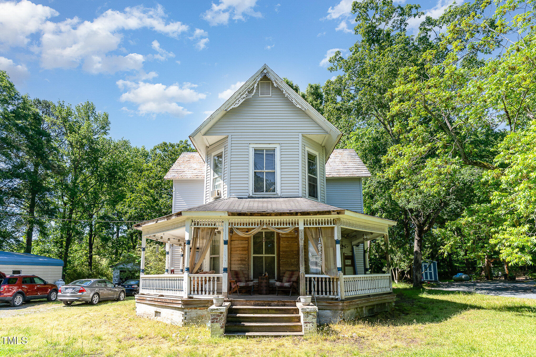 110 E Church Street Property Photo