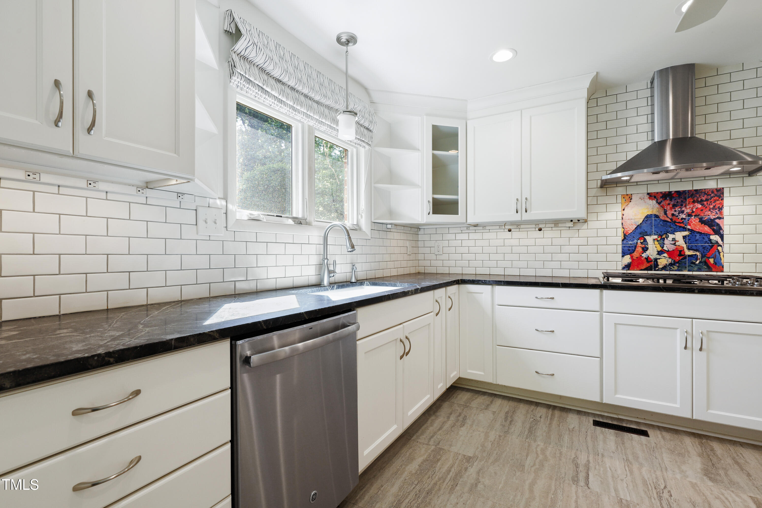 712 Beaver Dam Road Property Photo 8