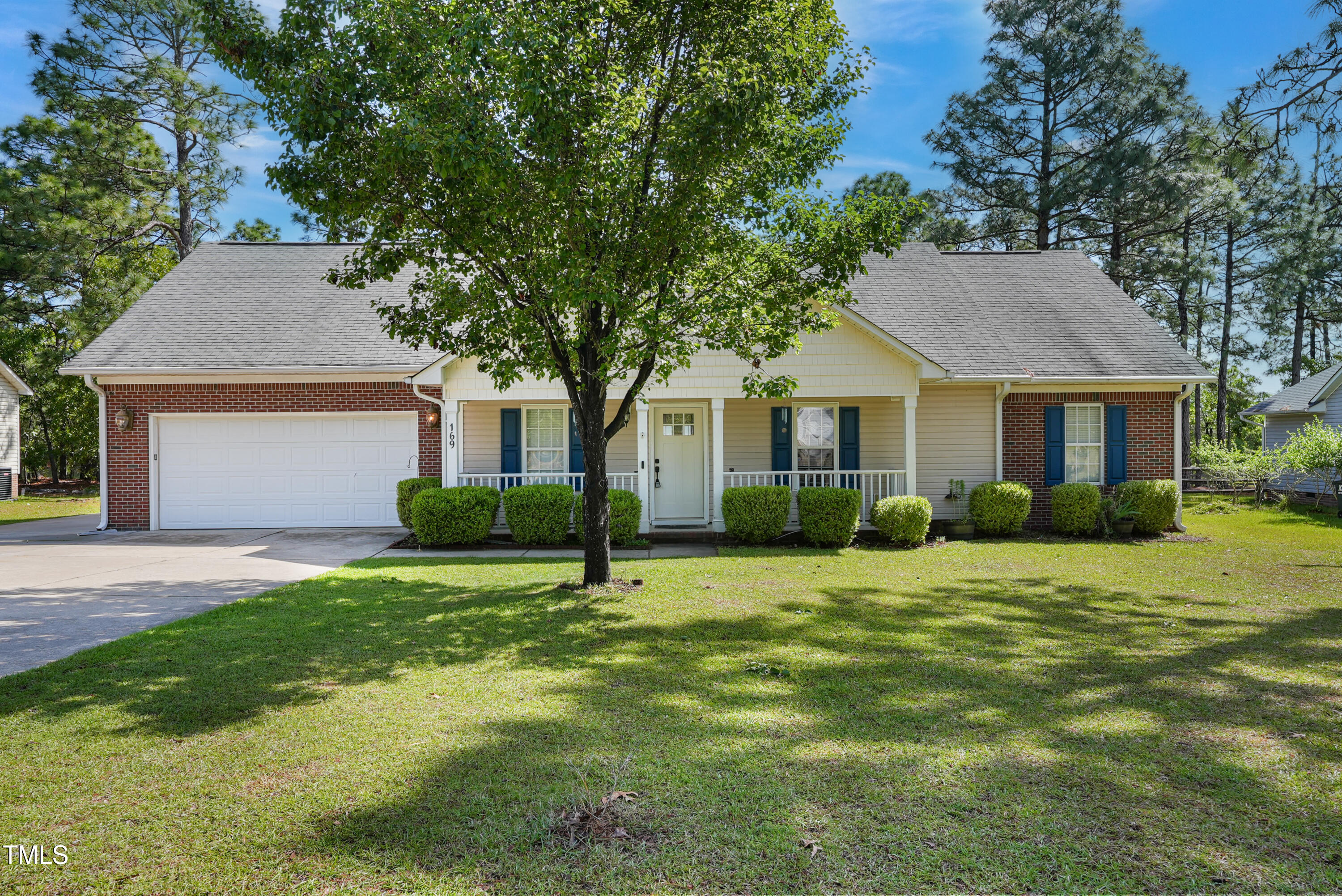 169 Clearwater Harbor Harbor Property Photo 1