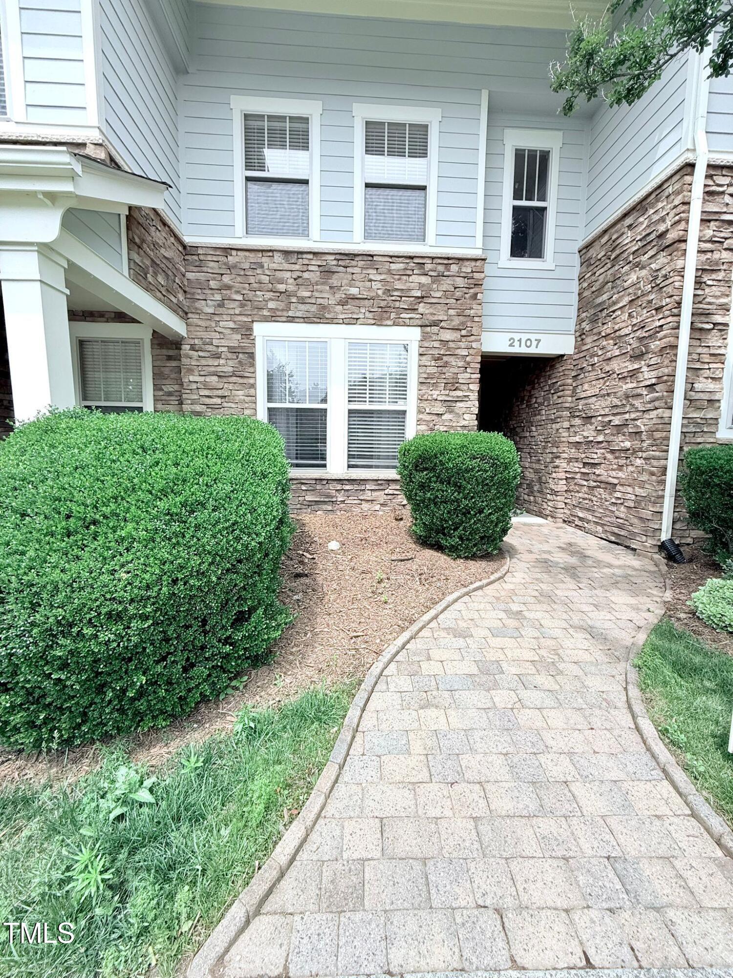 2107 Freeport Drive Property Photo