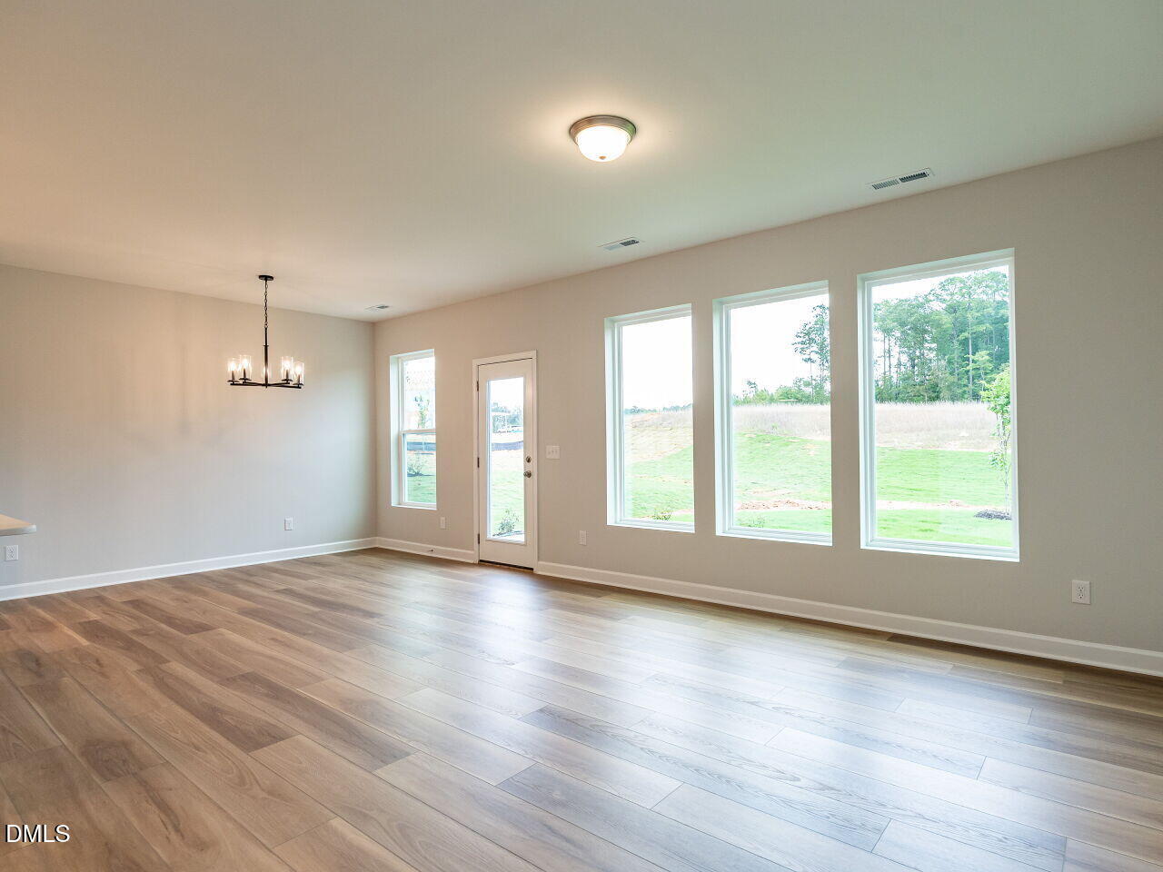 78 Restful Point Property Photo 7