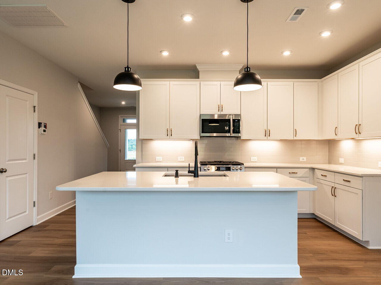 78 Restful Point Property Photo 13