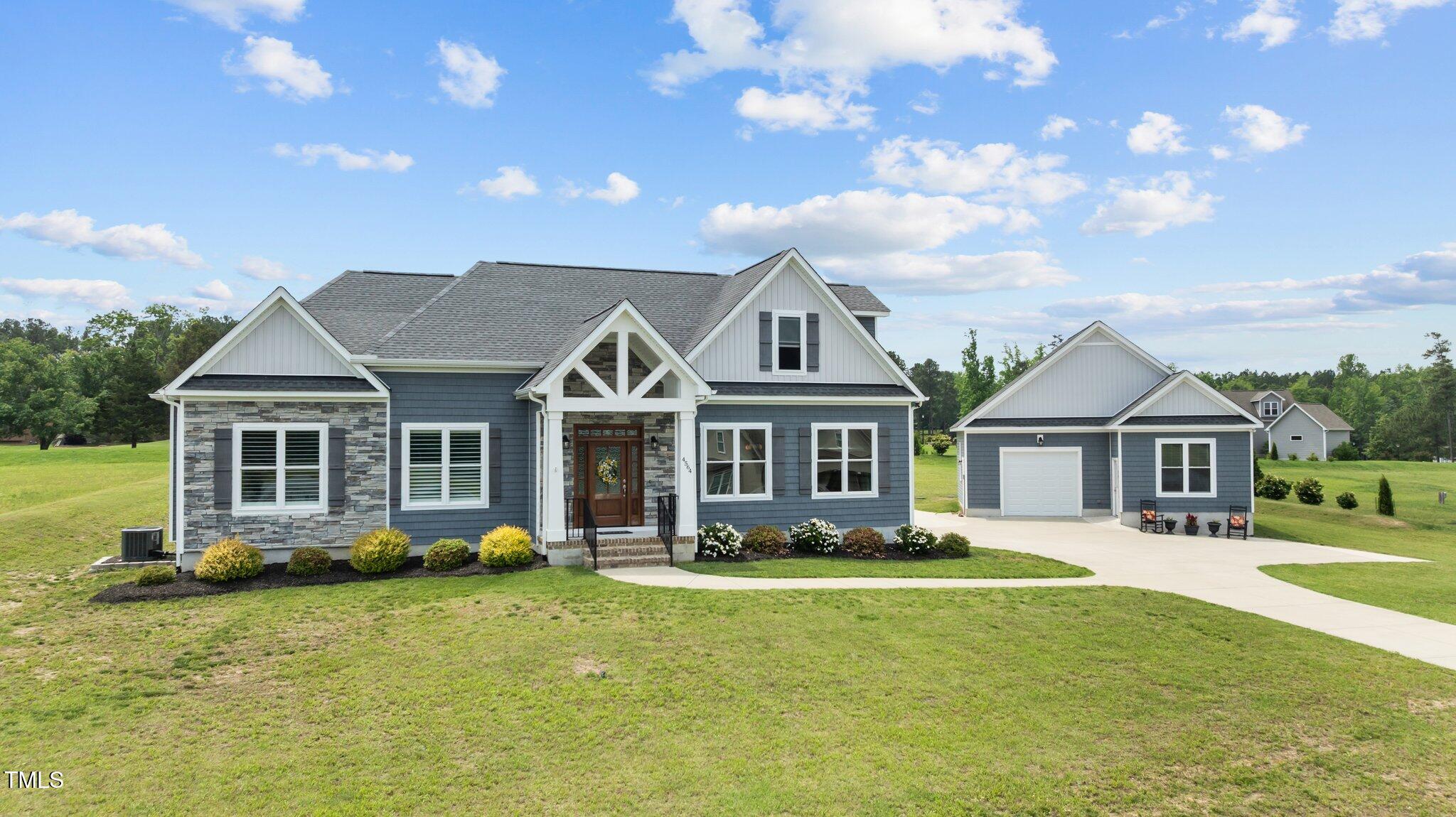 4564 Ashton'S Way Property Photo 1