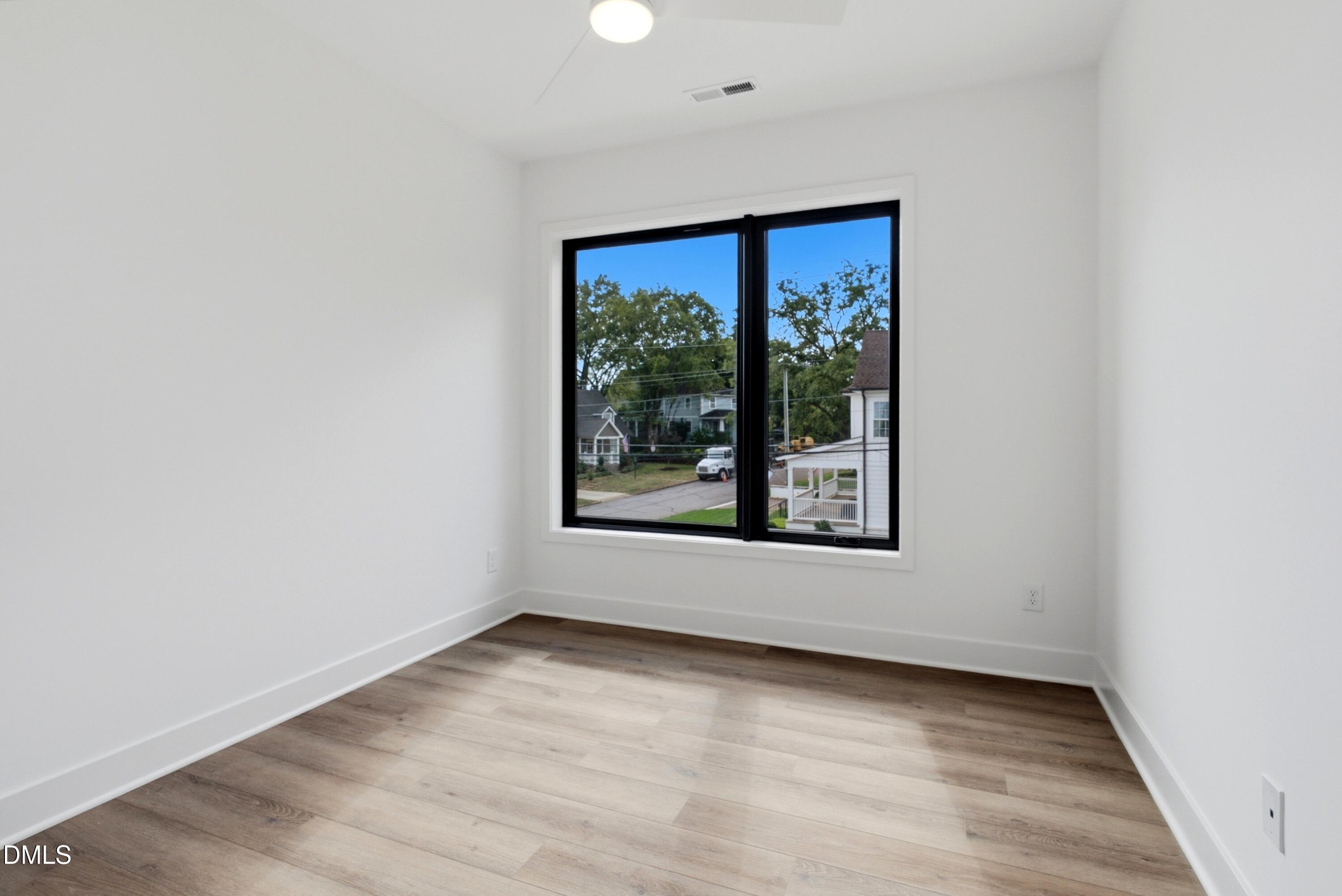 1806 Pershing Road Property Photo 32