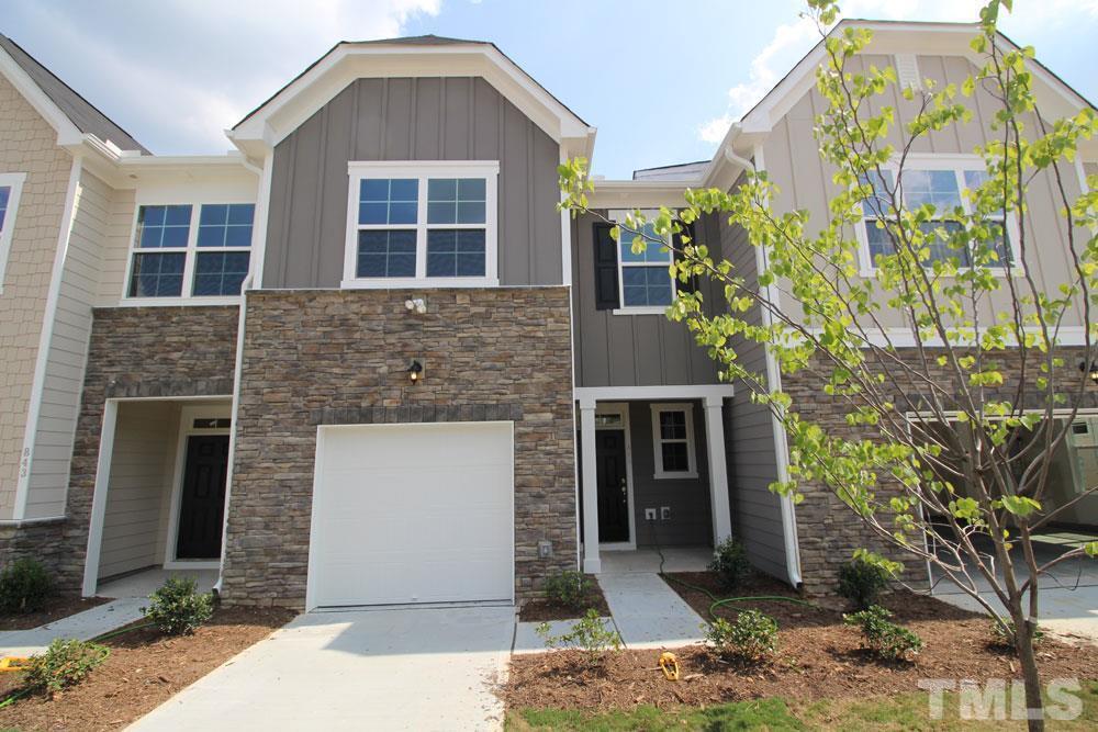 845 Salem Pointe Place Property Photo 1