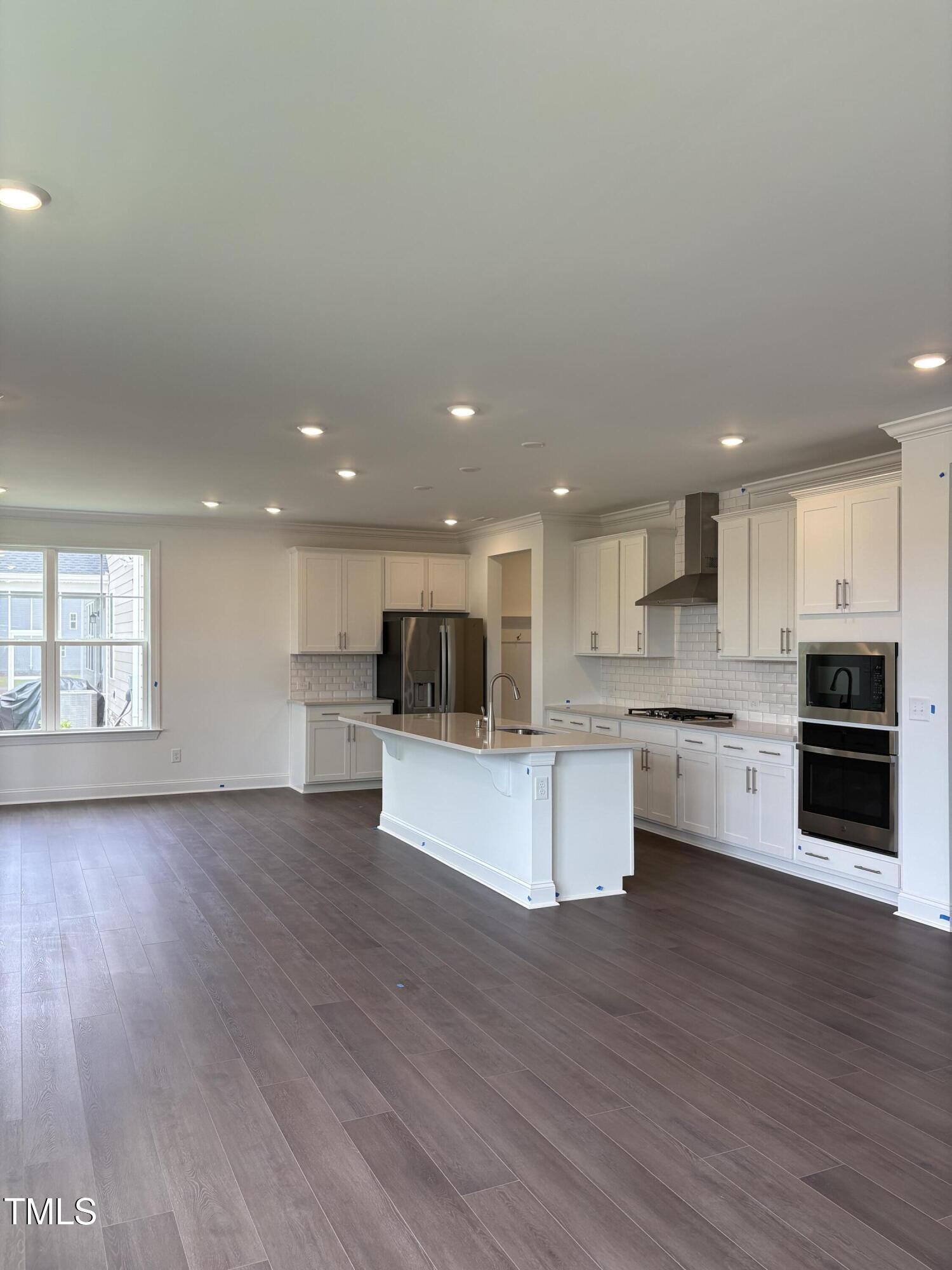 1540 Goldfinch Perch Lane, Lane Property Photo 3