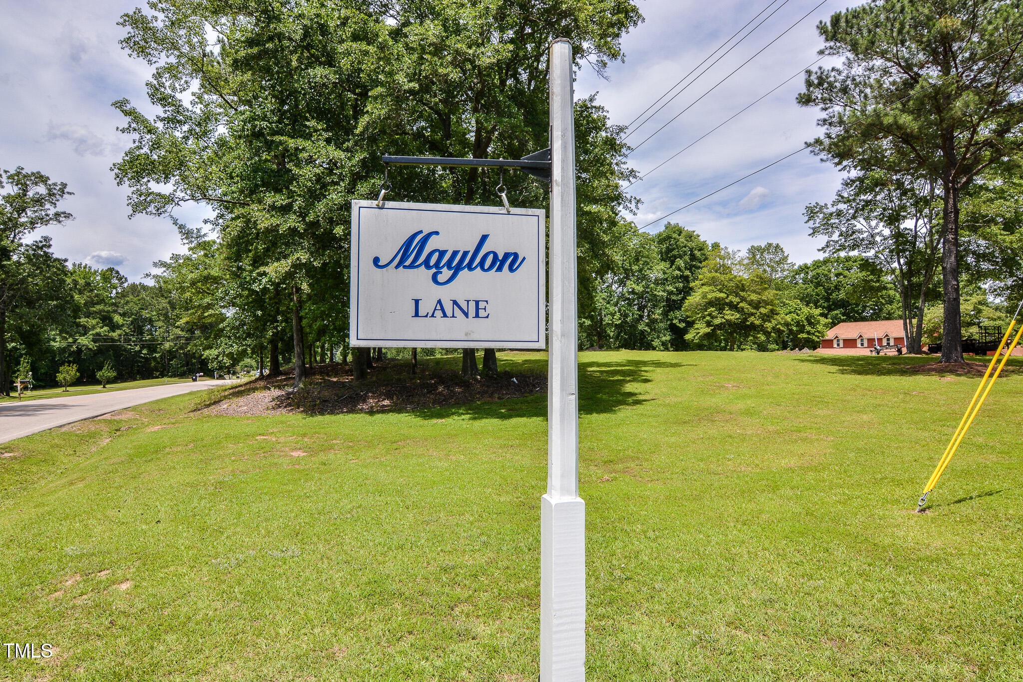 207 Maylon Lane Property Photo 1