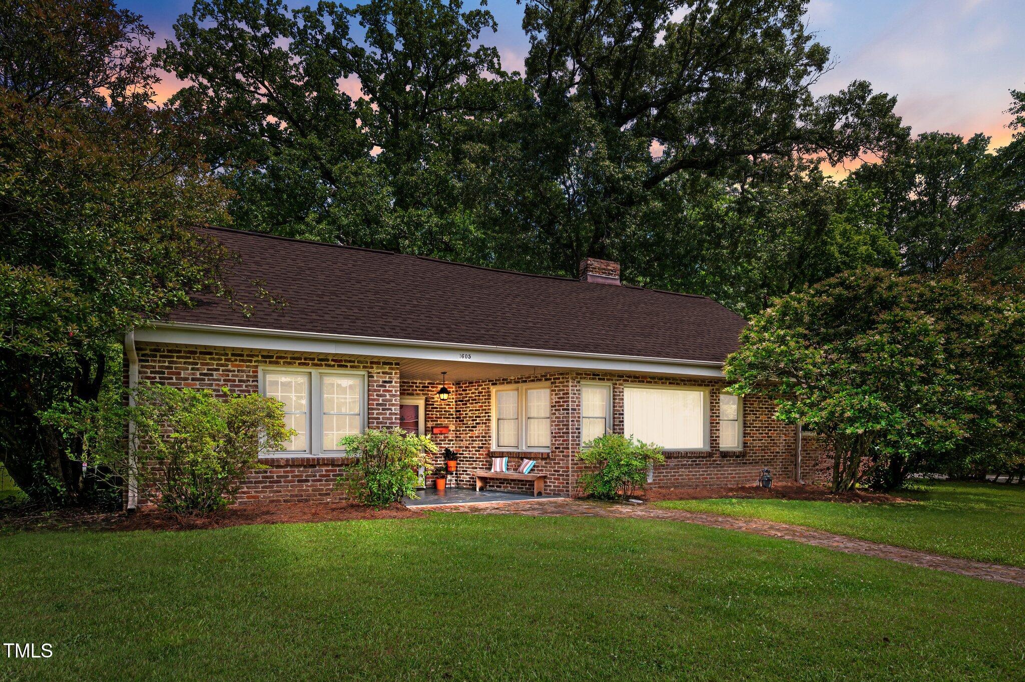 1605 Longview Avenue Property Photo 1