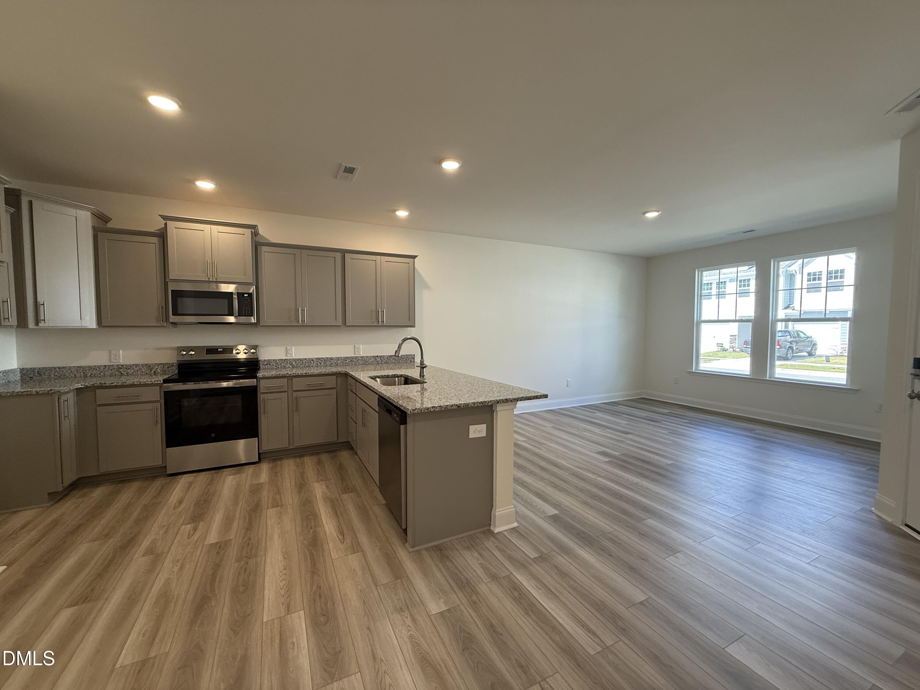 350 Church Street # 52 Property Photo 9