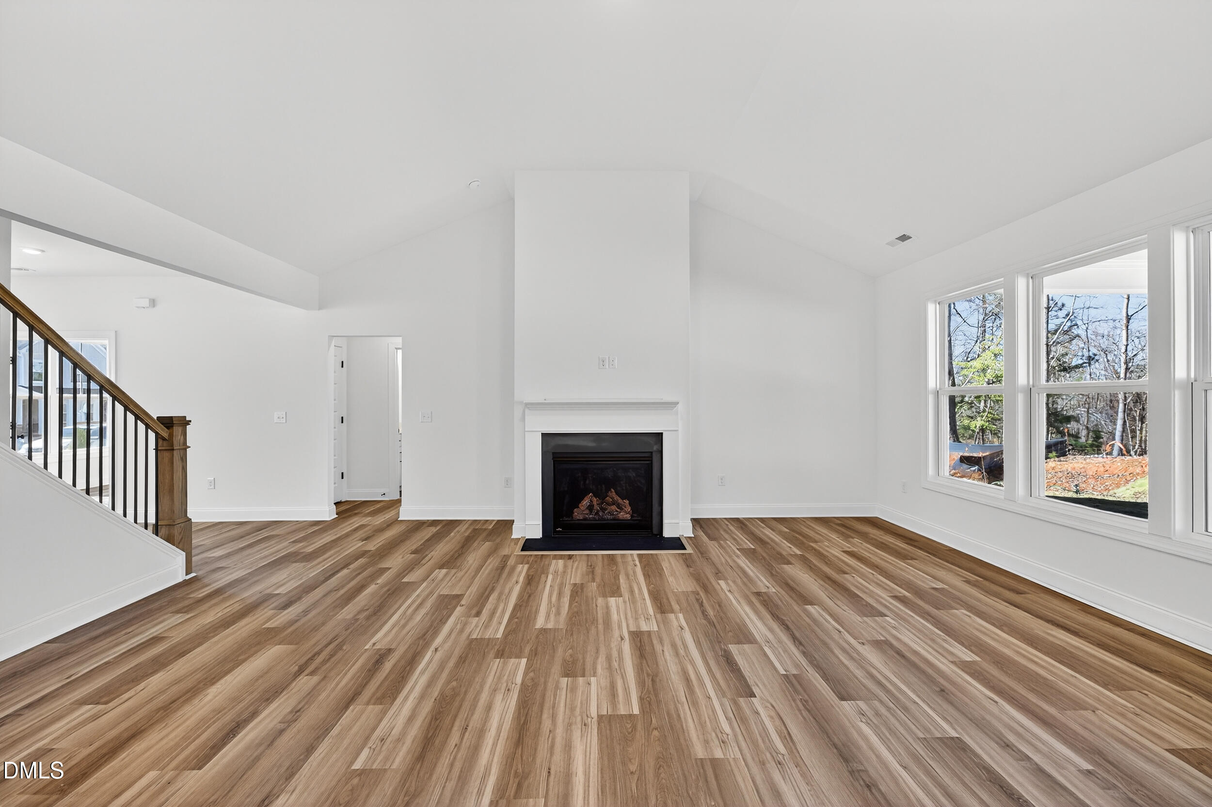 140 W Fountainhead Lane Property Photo 10