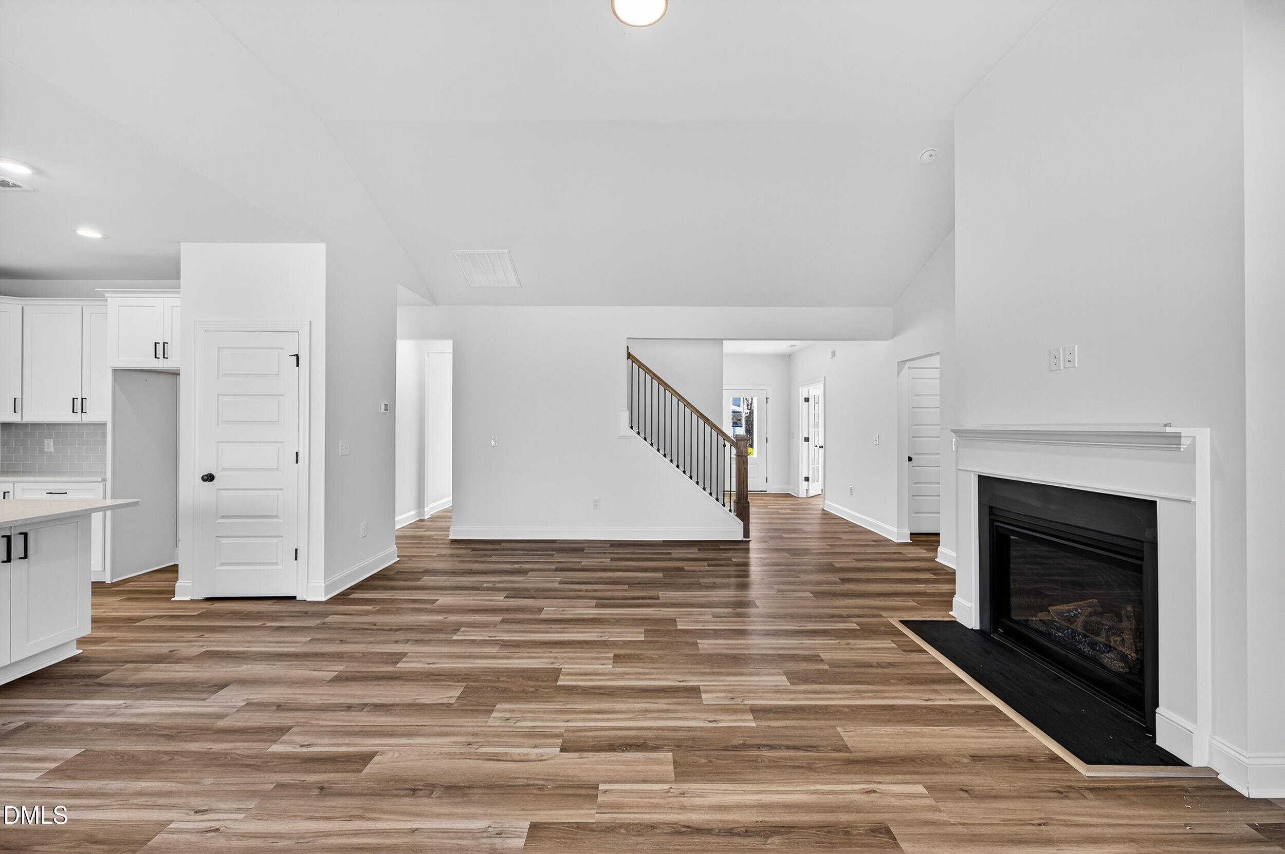 140 W Fountainhead Lane Property Photo 12