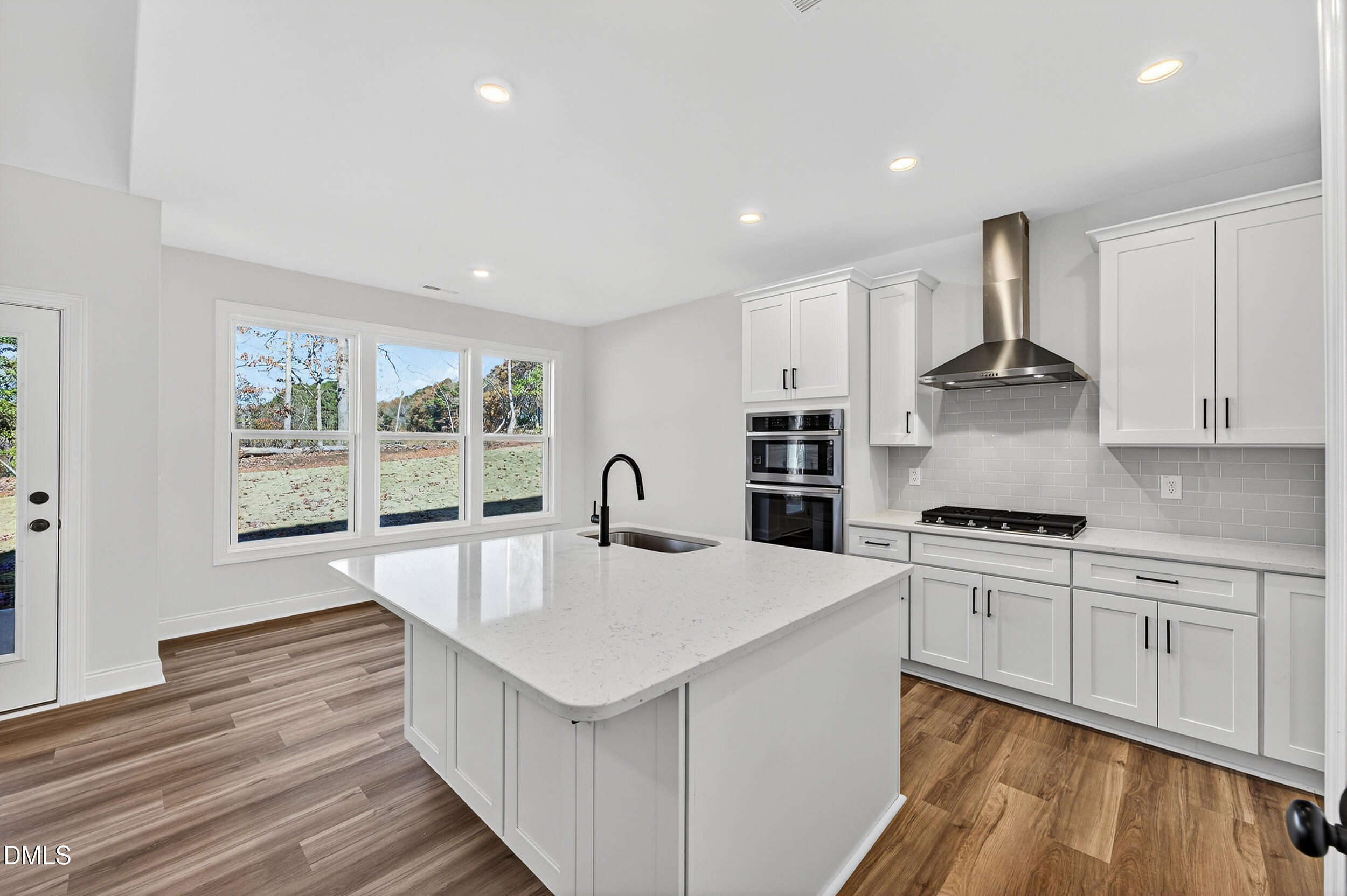 140 W Fountainhead Lane Property Photo 14