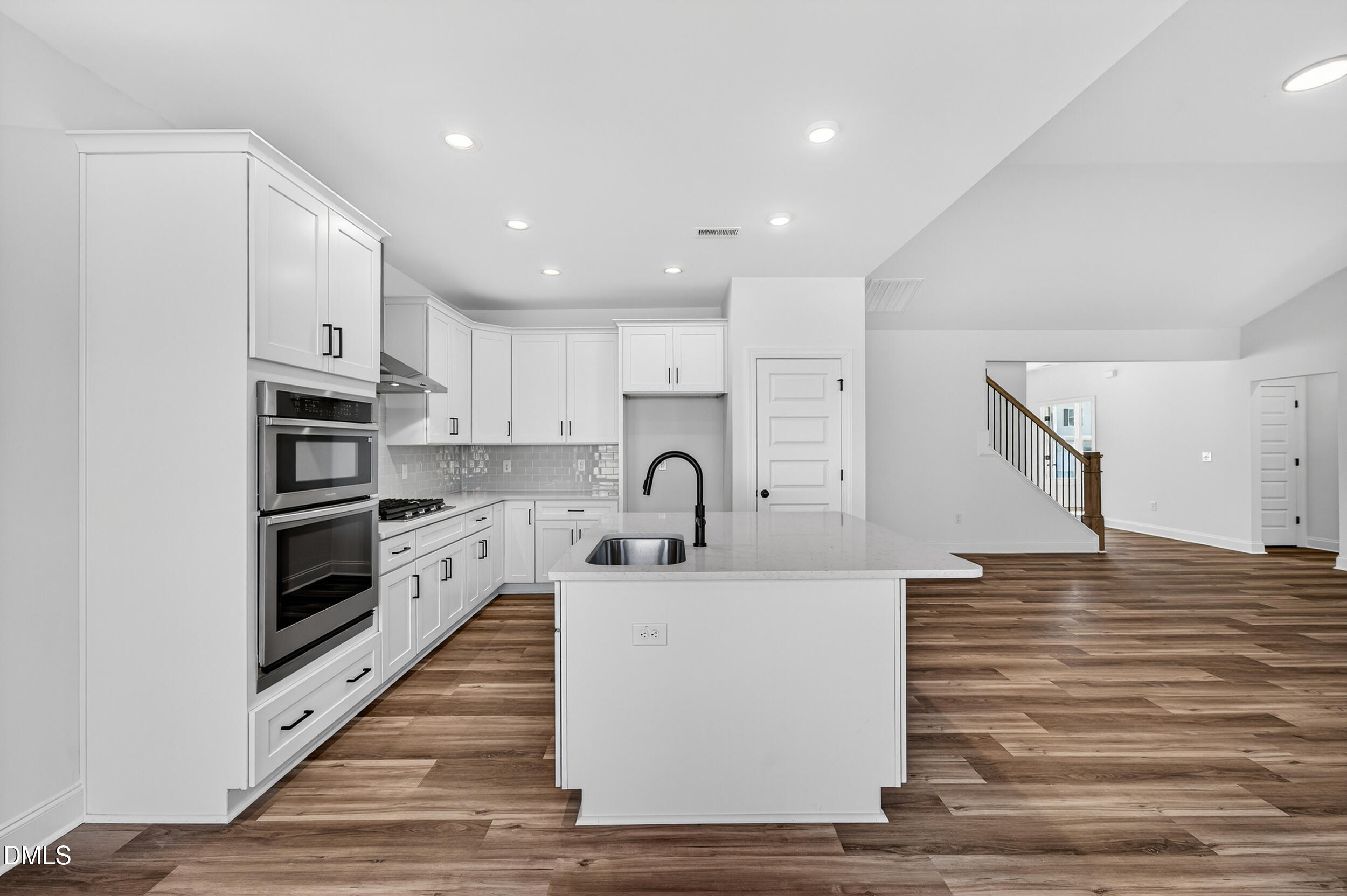 140 W Fountainhead Lane Property Photo 17