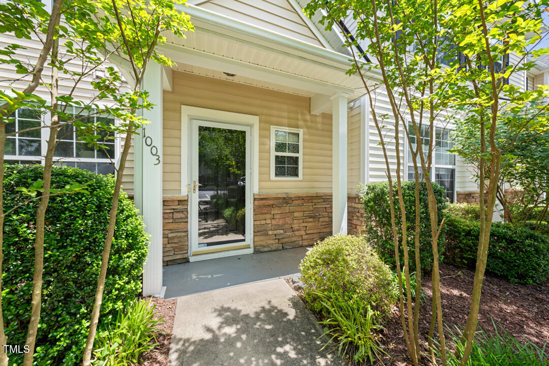 1003 Crimson Drive Property Photo