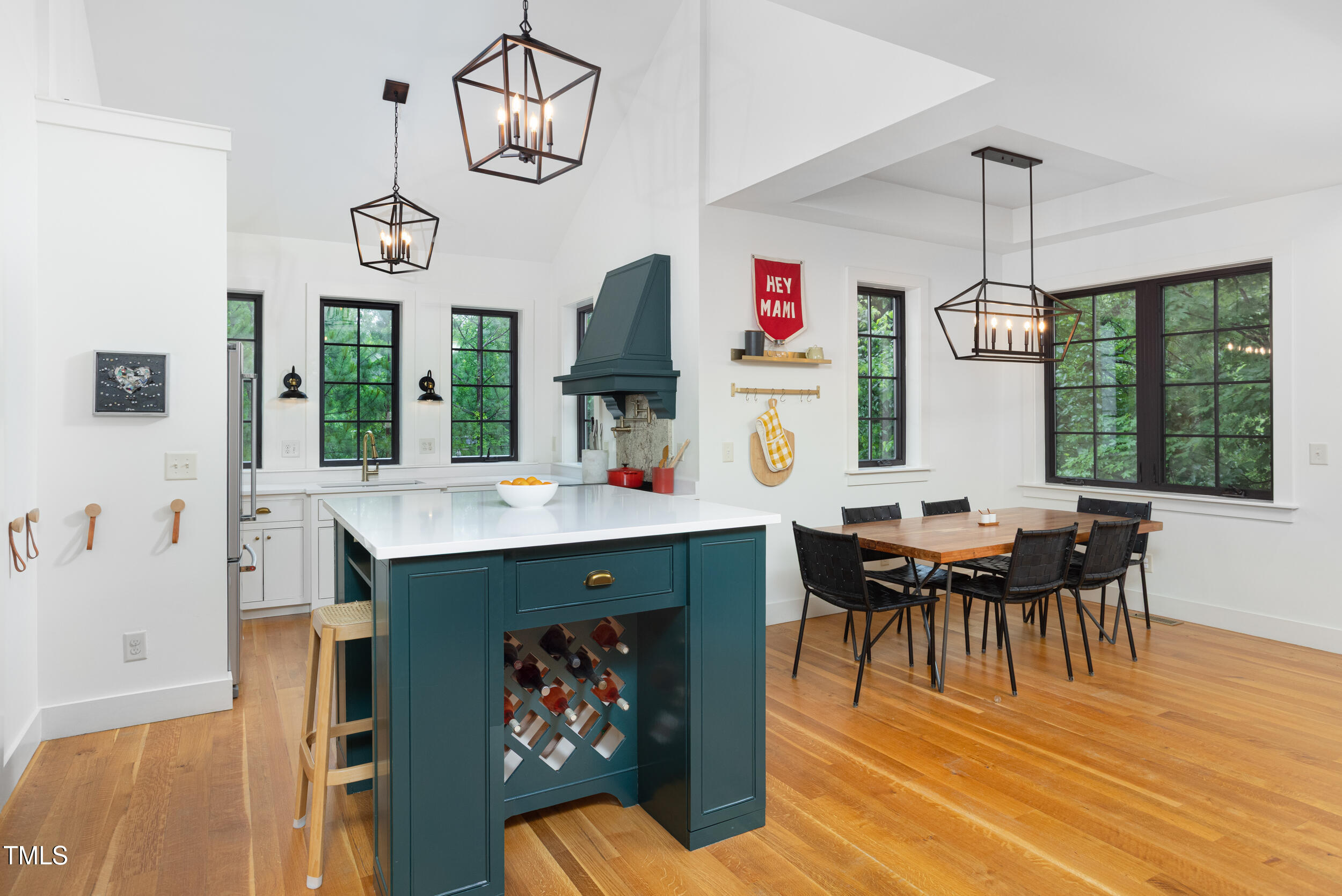 1503 Hollywood Street Property Photo