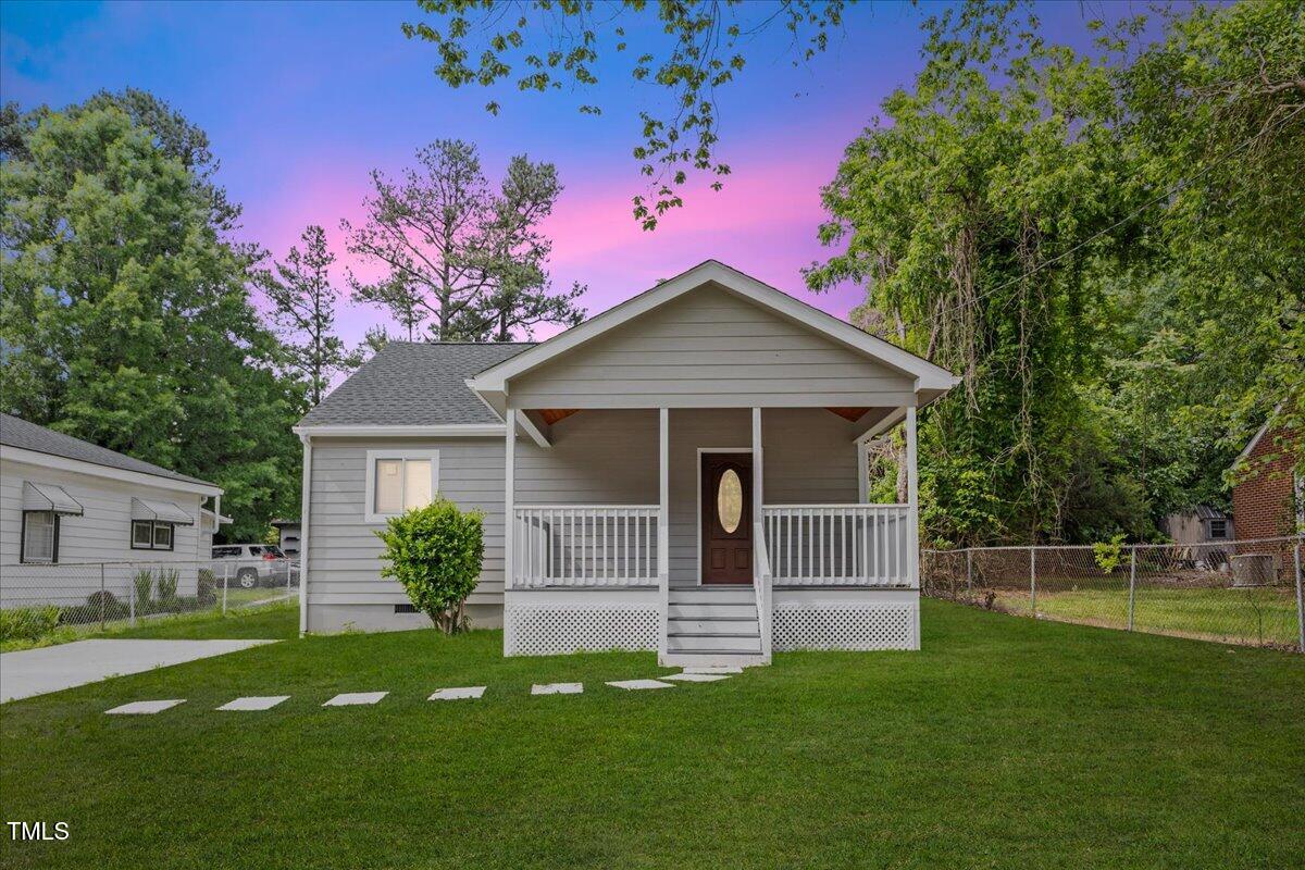 128 W Parker Street Property Photo 1