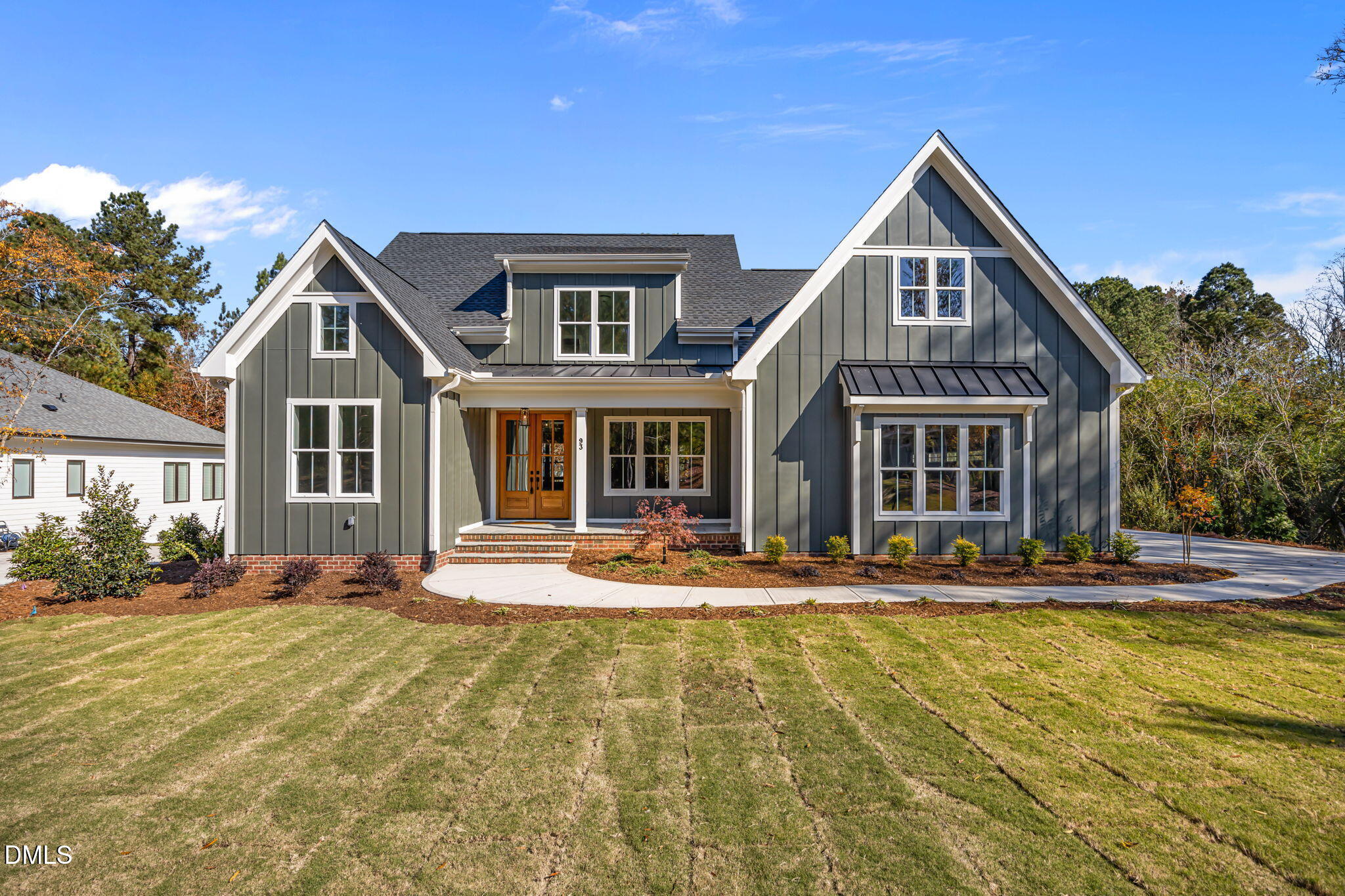 93 Bur Oak Court Property Photo 2