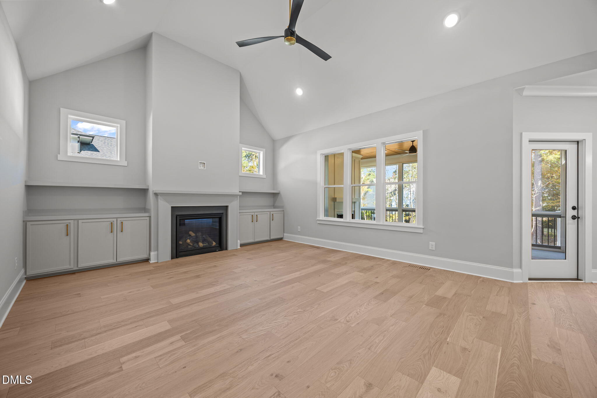 93 Bur Oak Court Property Photo 11