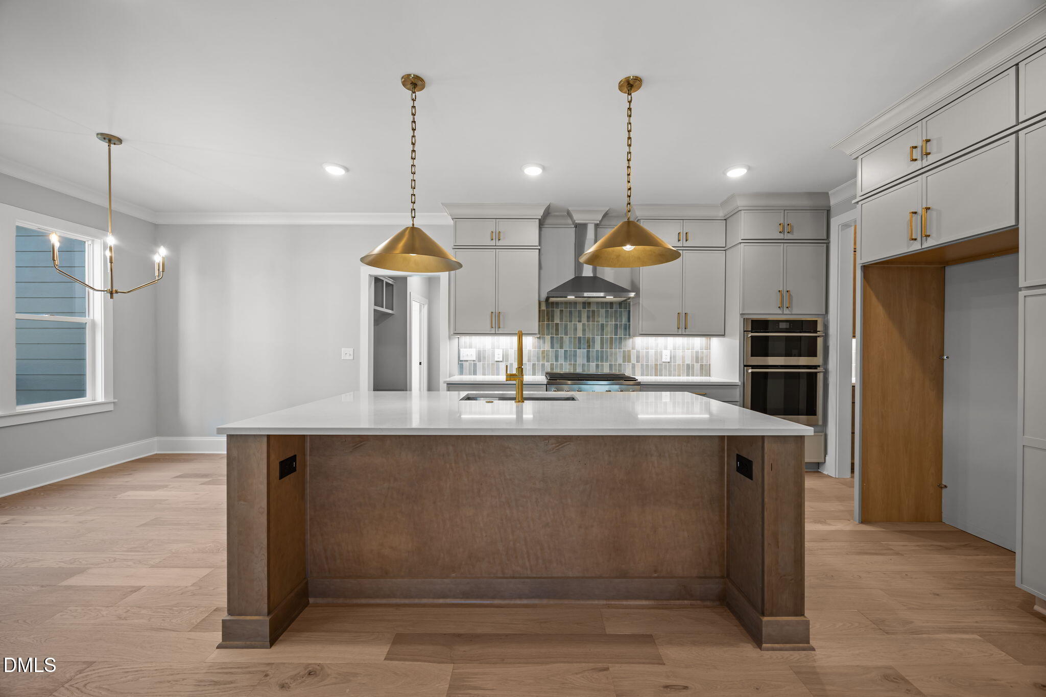 93 Bur Oak Court Property Photo 14