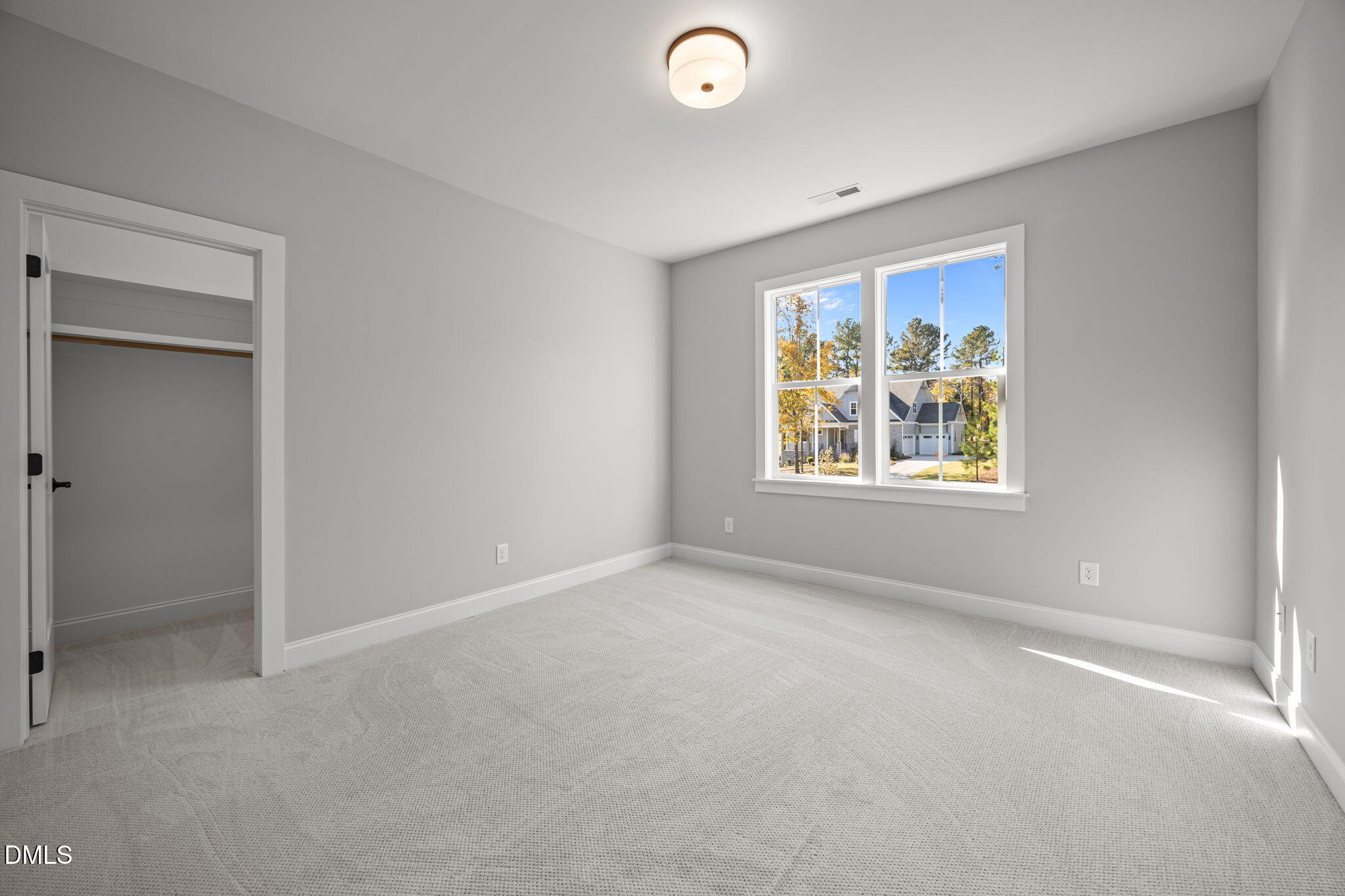 93 Bur Oak Court Property Photo 33