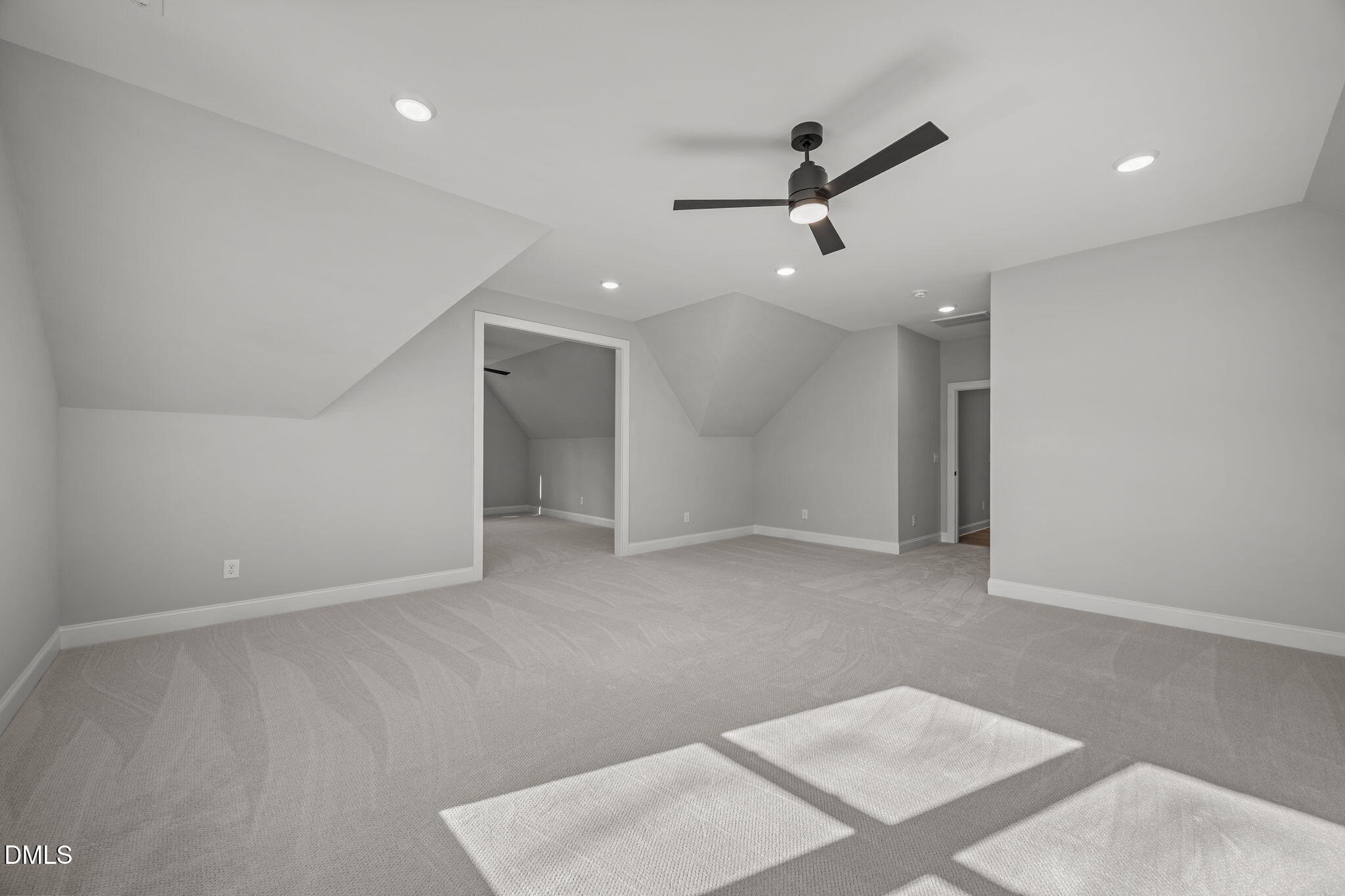 93 Bur Oak Court Property Photo 37