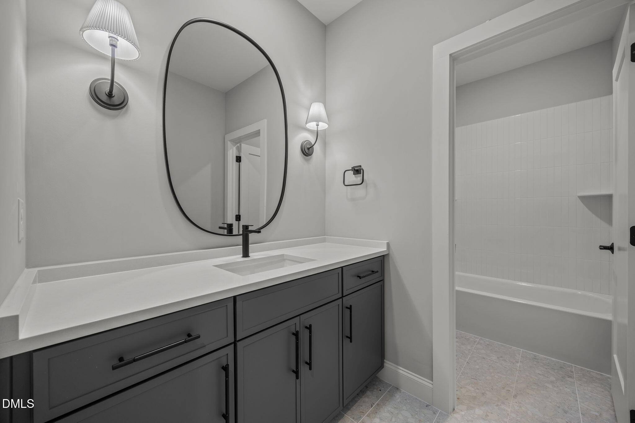 93 Bur Oak Court Property Photo 40