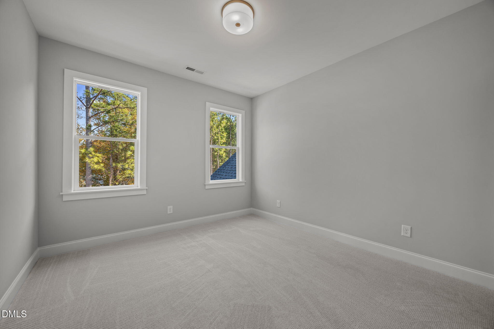 93 Bur Oak Court Property Photo 42