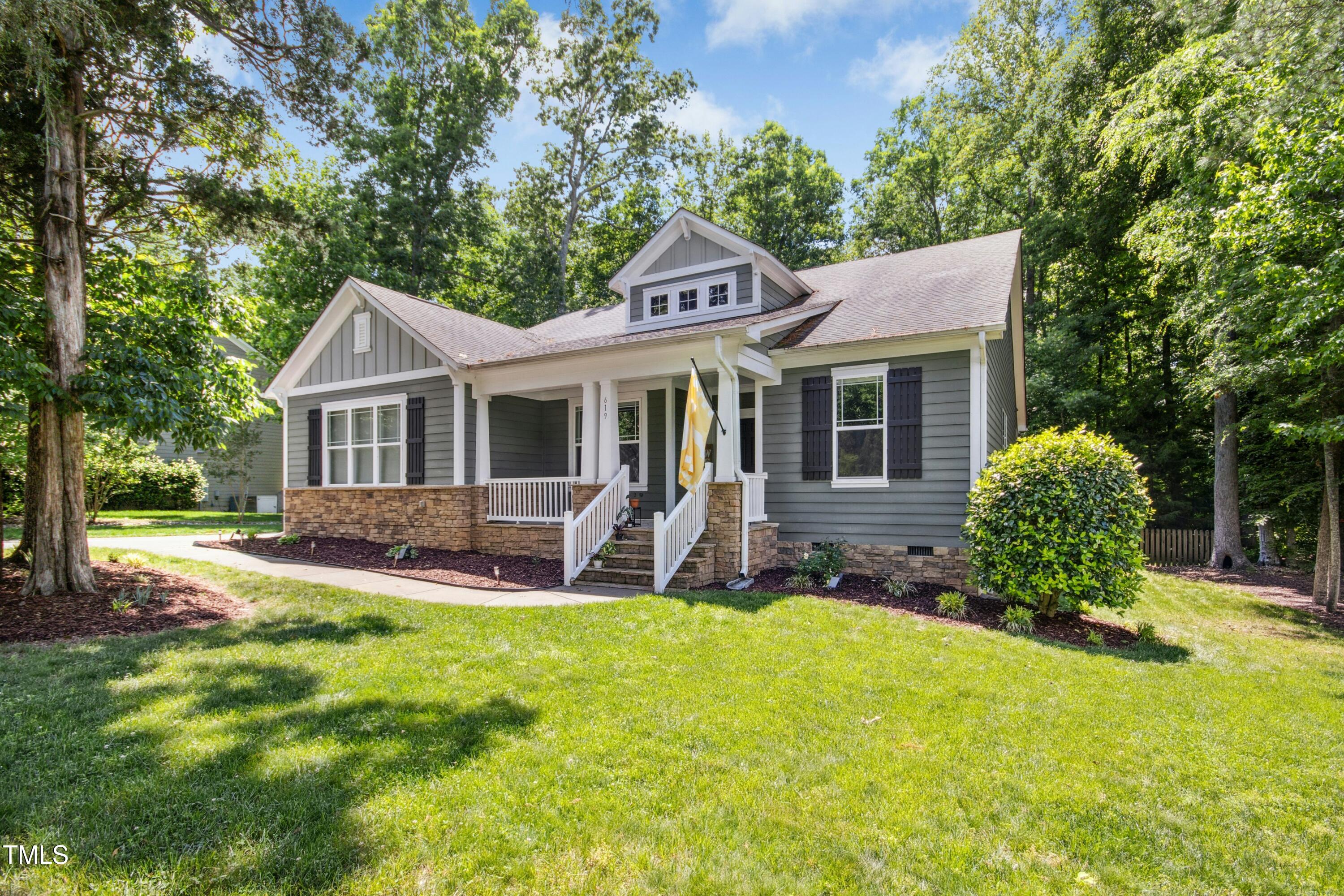 619 E Hatterleigh Avenue Property Photo 4