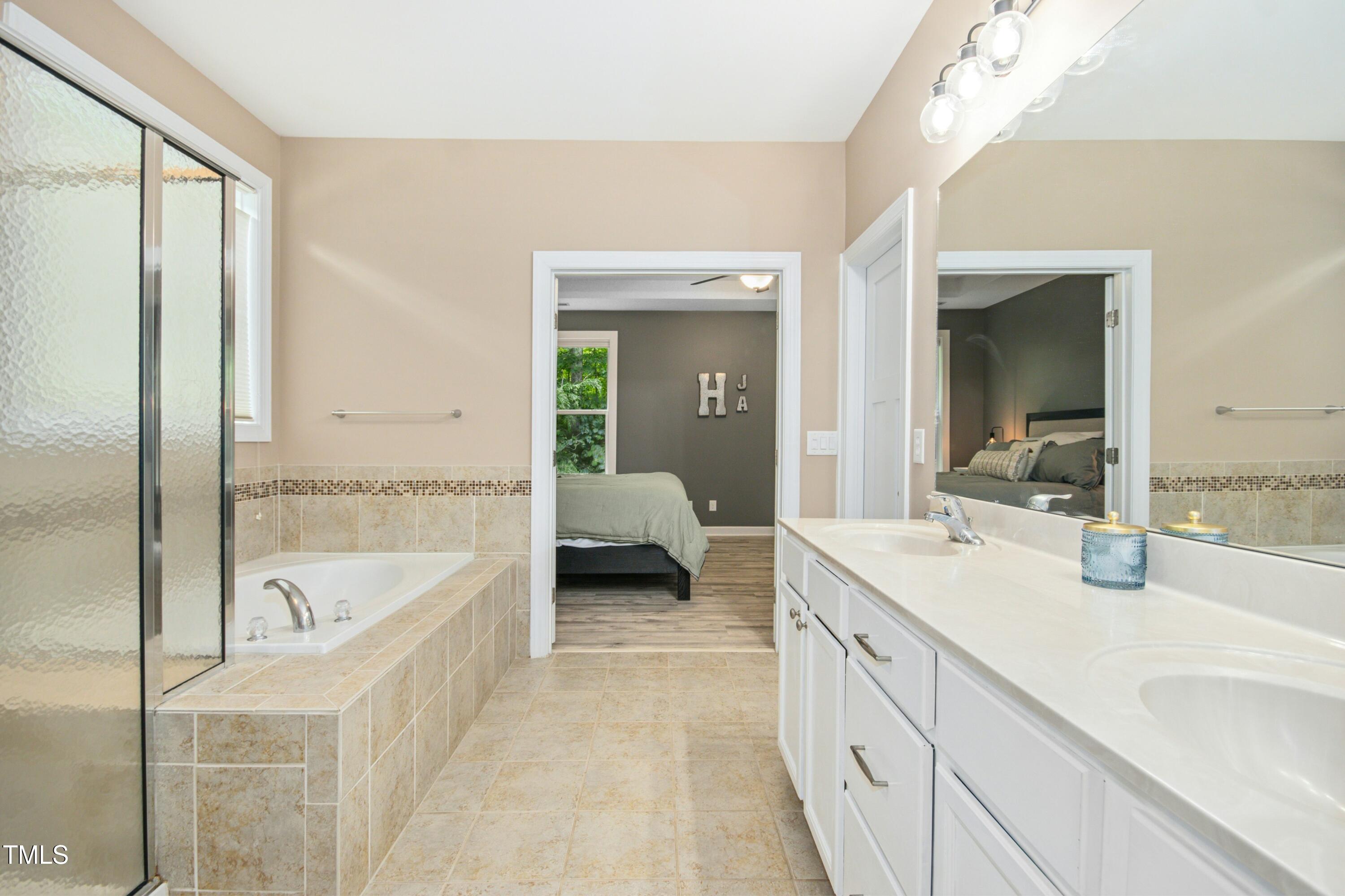 619 E Hatterleigh Avenue Property Photo 23