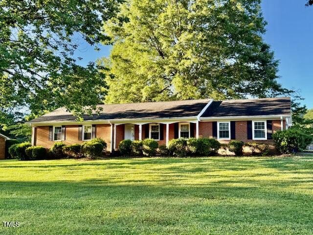 1005 Driftwood Drive Property Photo 1