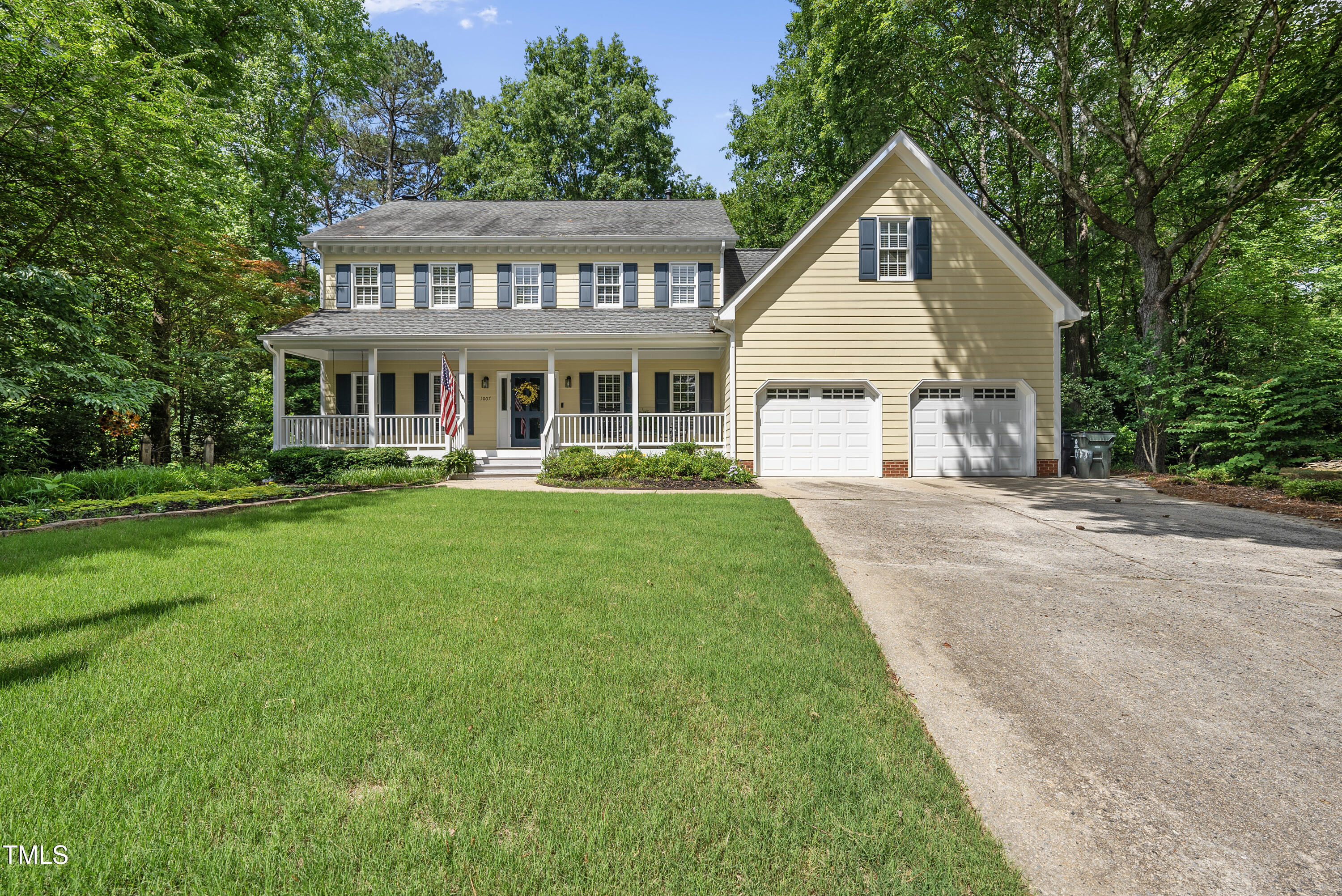 1007 Surry Dale Court Property Photo 1