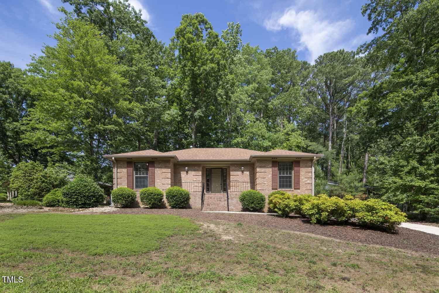 136 Sycamore Street Property Photo 1