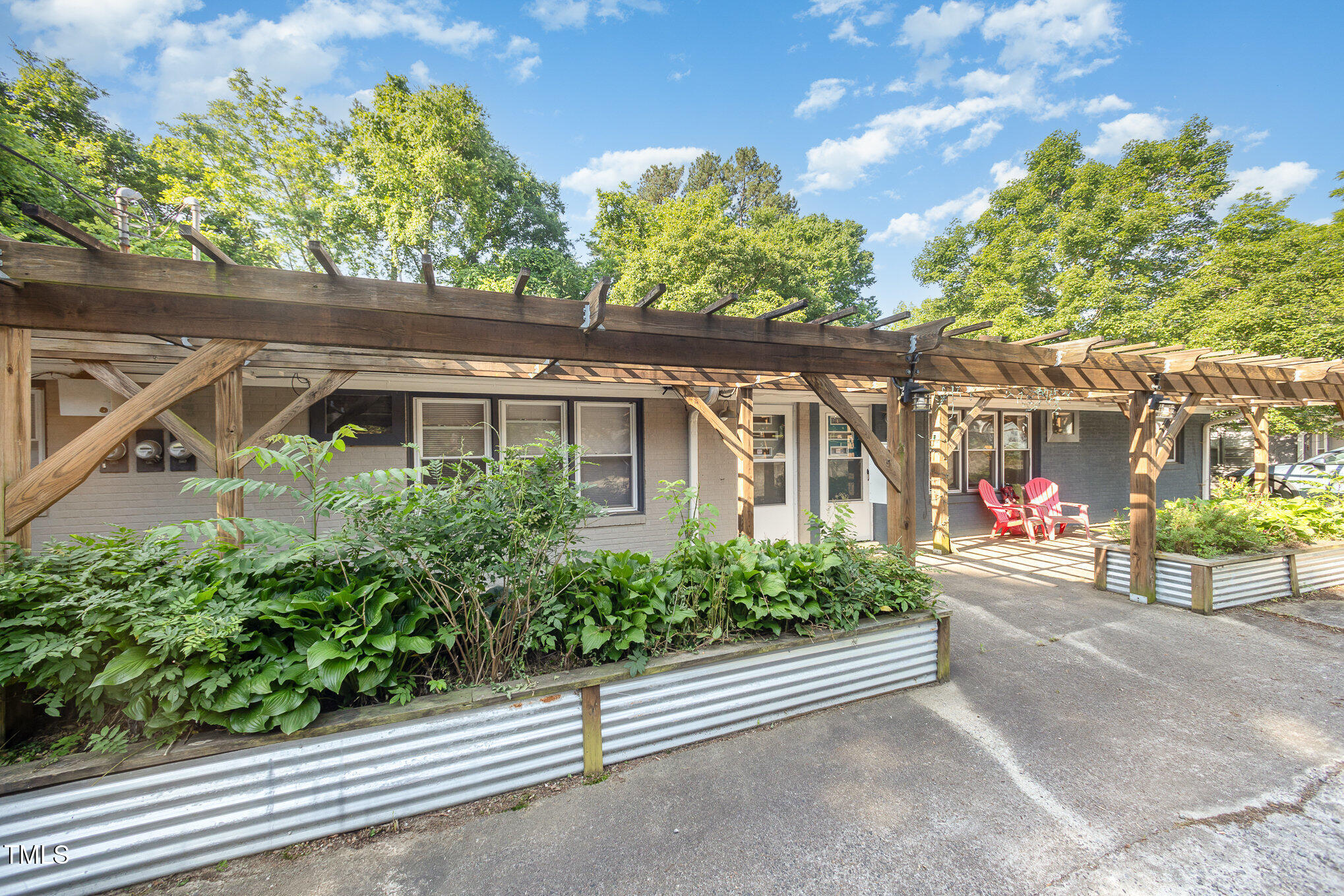 5 Howell Street Property Photo 3