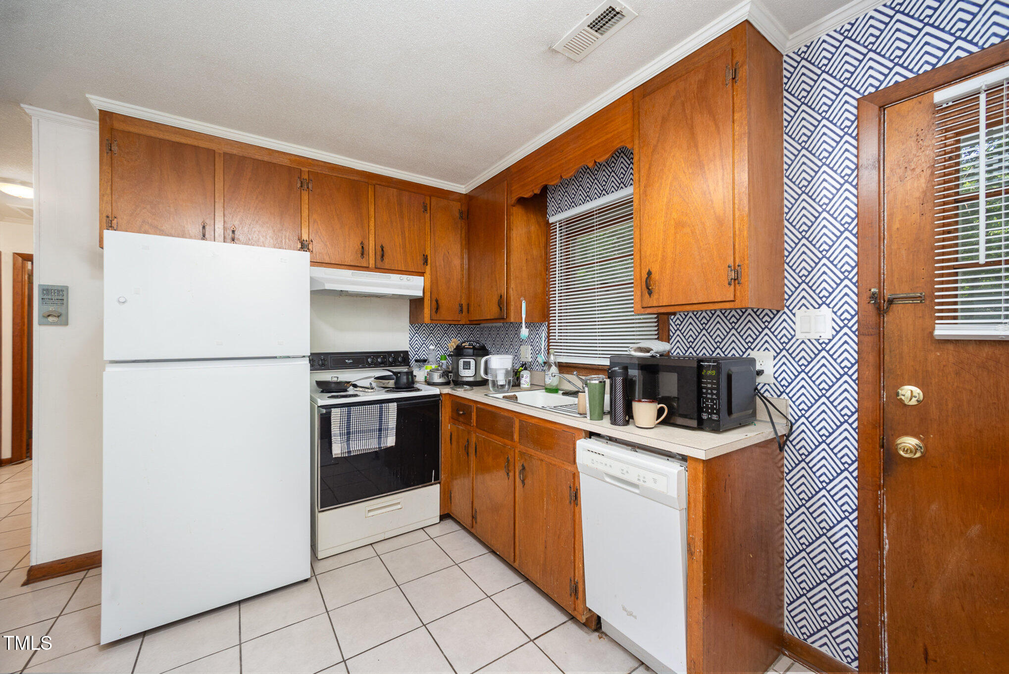 5 Howell Street Property Photo 19