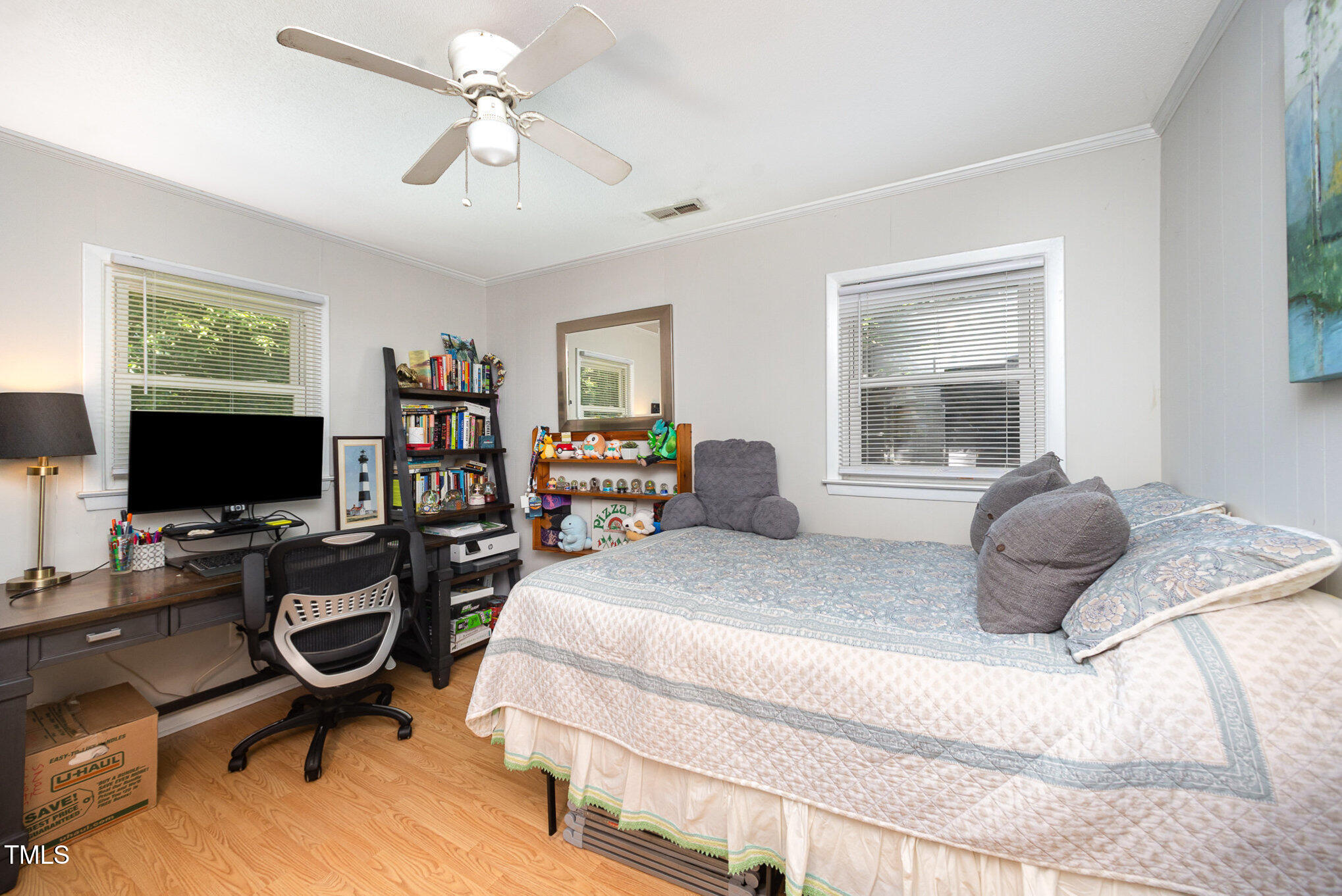 5 Howell Street Property Photo 28