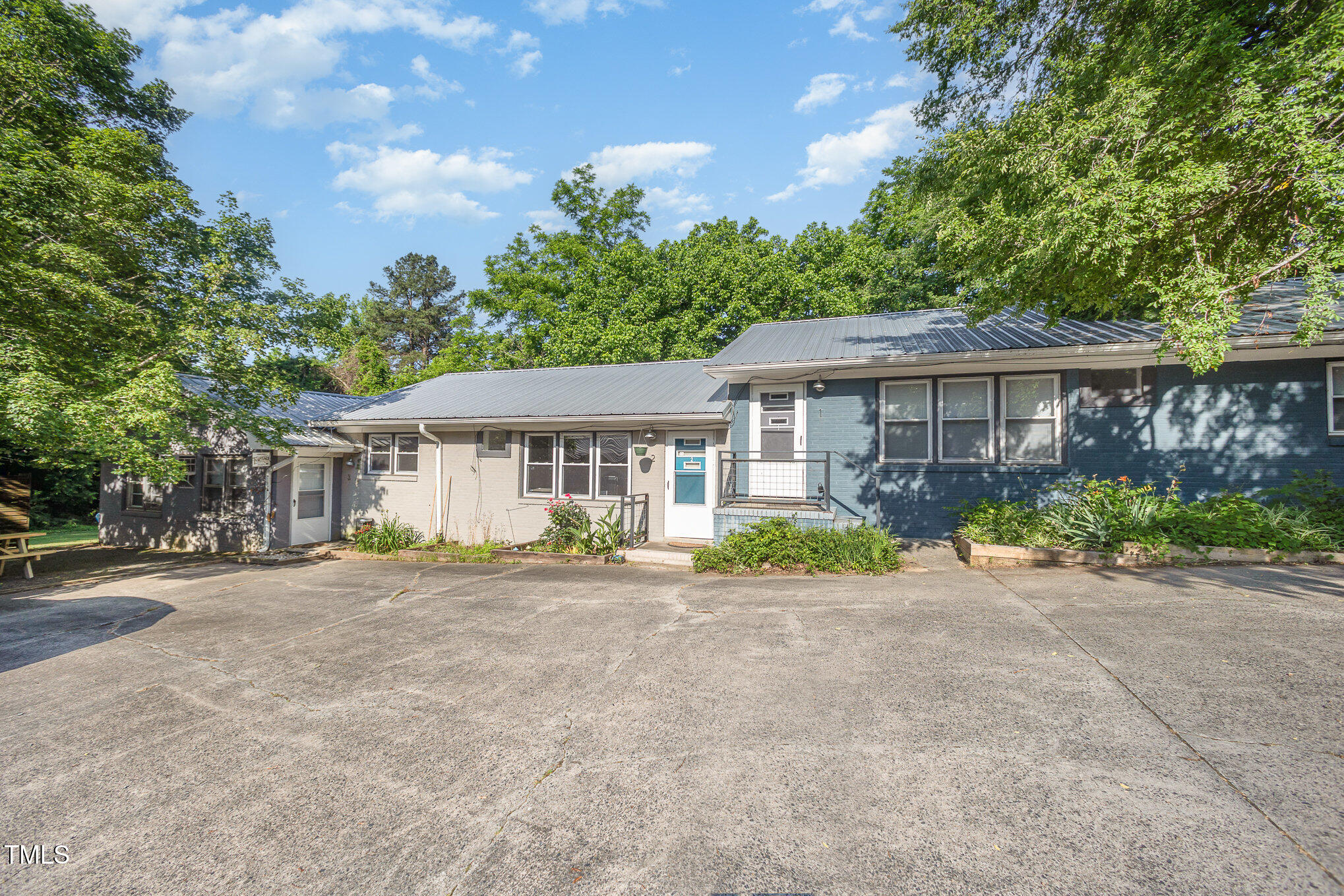5 Howell Street Property Photo 39