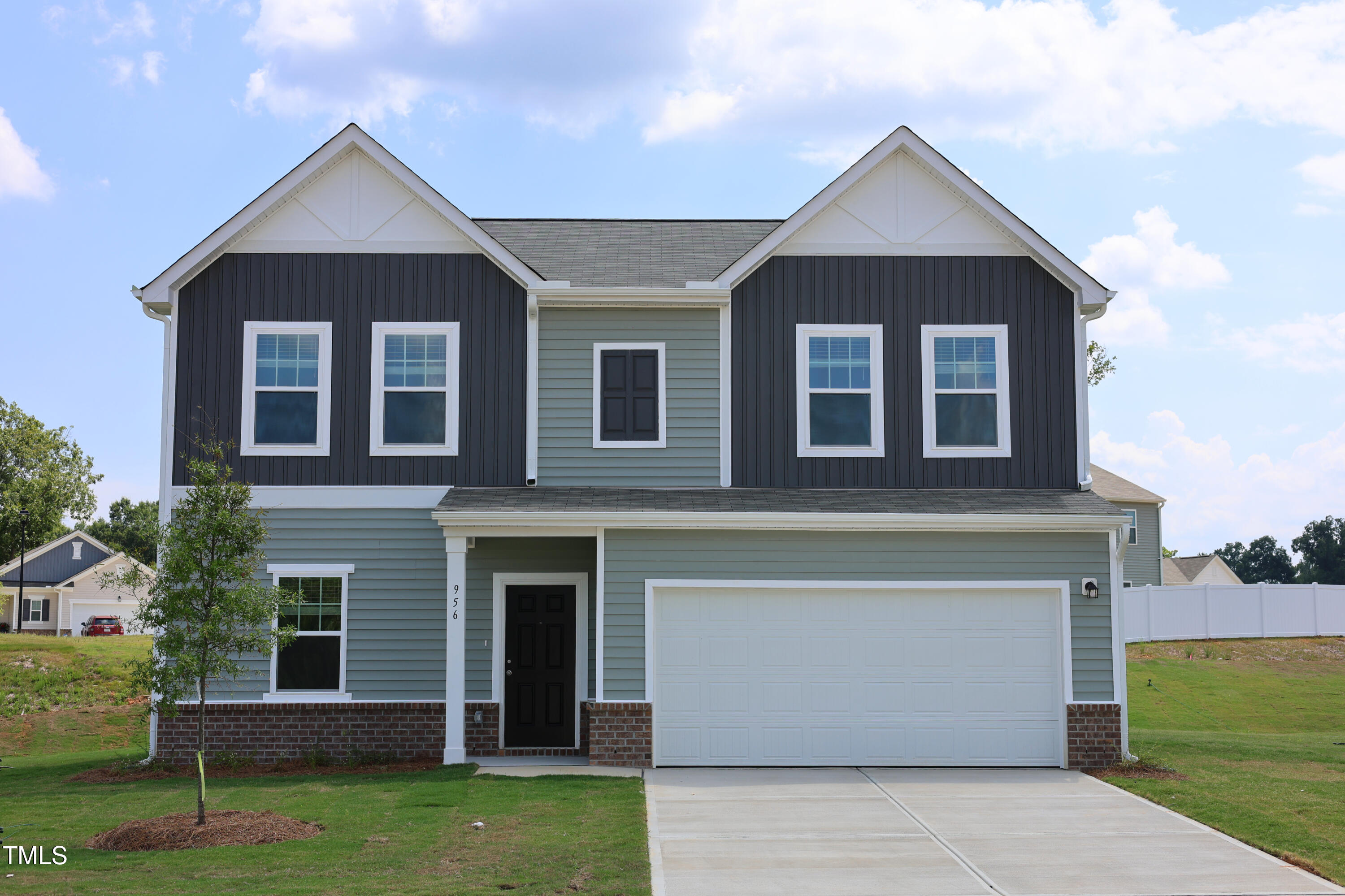 956 Bombardier Lane