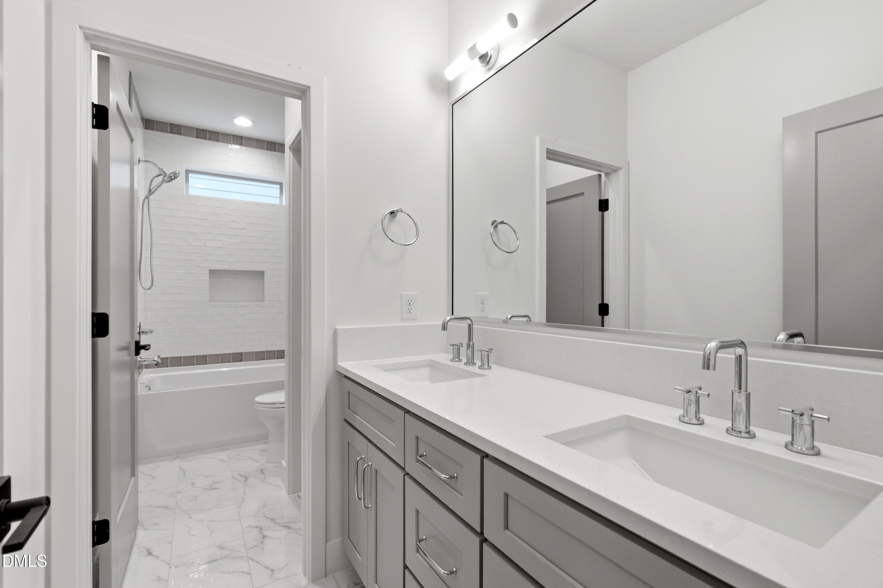 1813 Bennett Street Property Photo 29