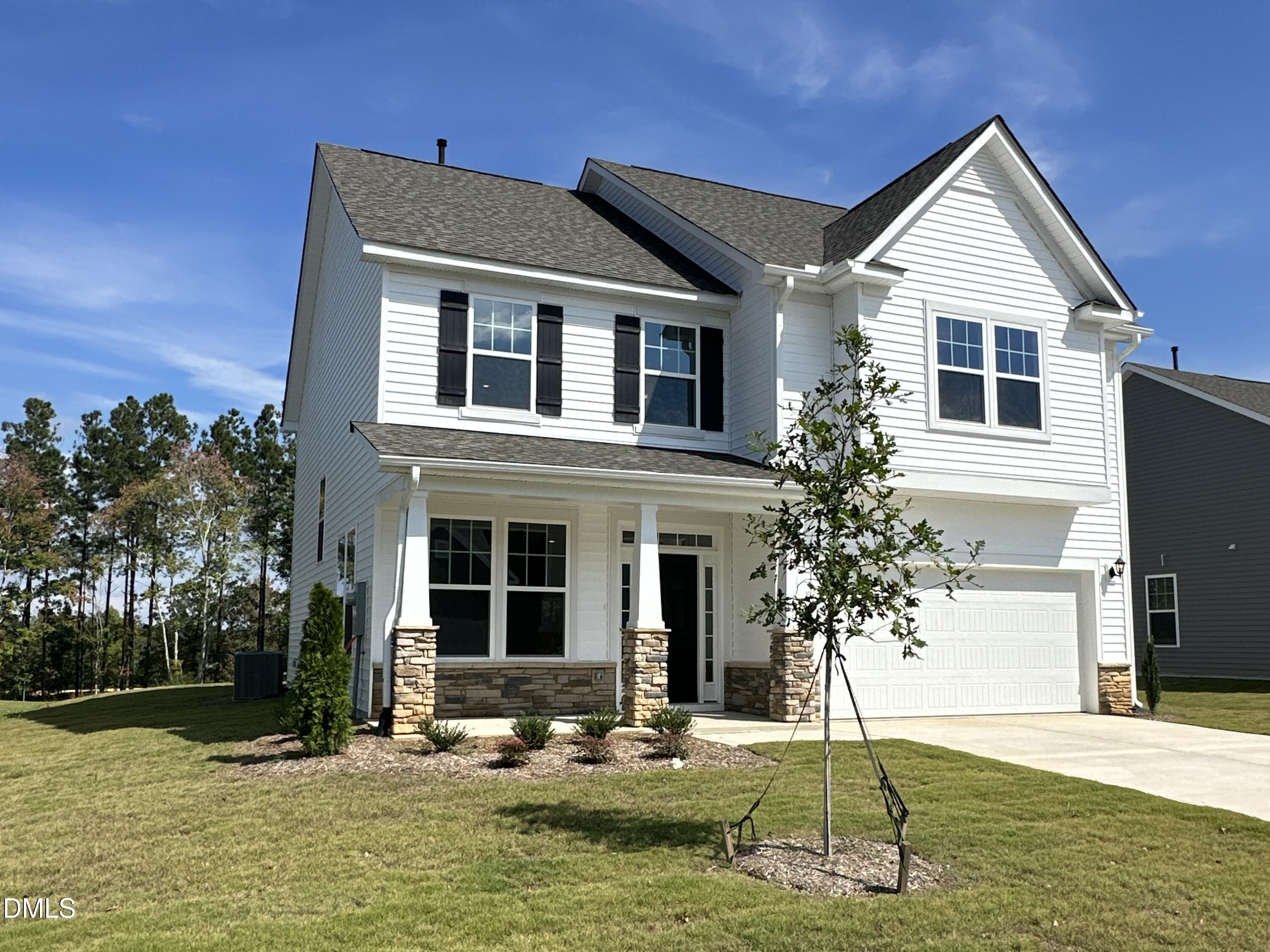 516 Winding Creek Drive Property Photo 2