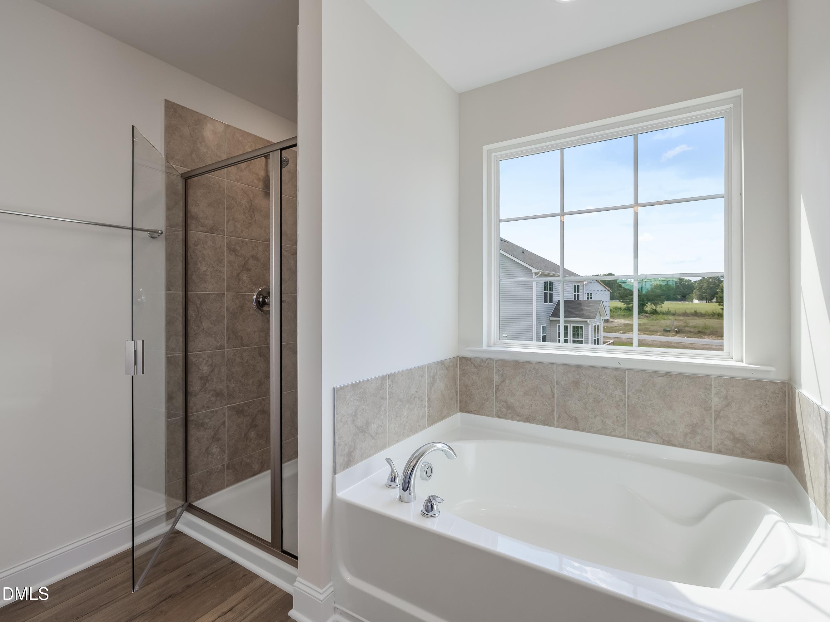 516 Winding Creek Drive Property Photo 10