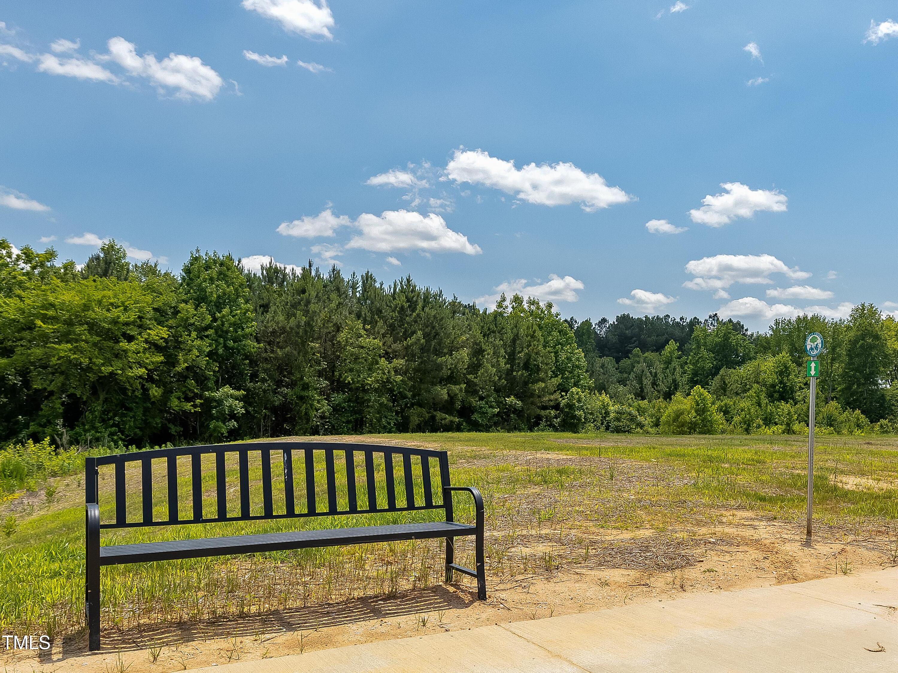 516 Winding Creek Drive Property Photo 16