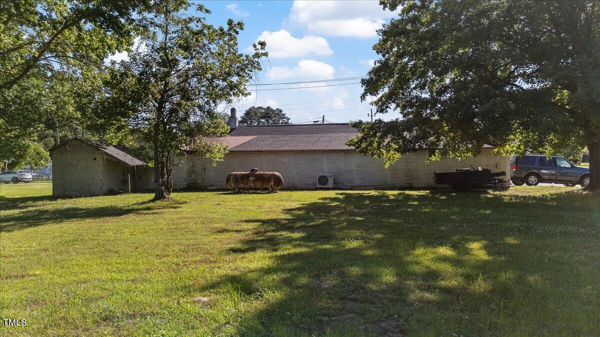 300 W North Main Street Property Photo 4