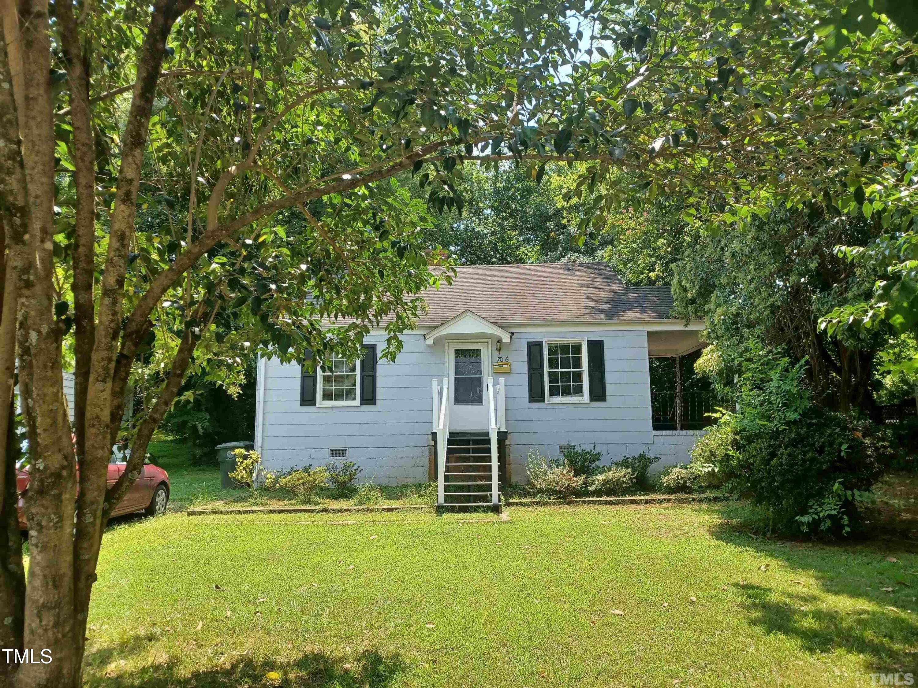 706 Van Buren Road Property Photo 1