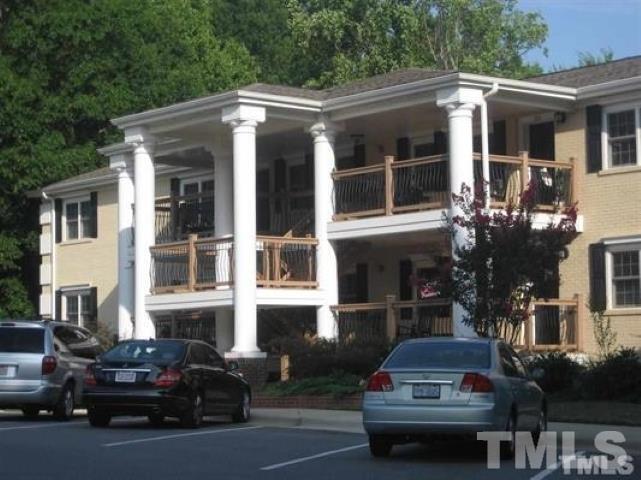 720 Bilyeu Street 103 Property Photo 1