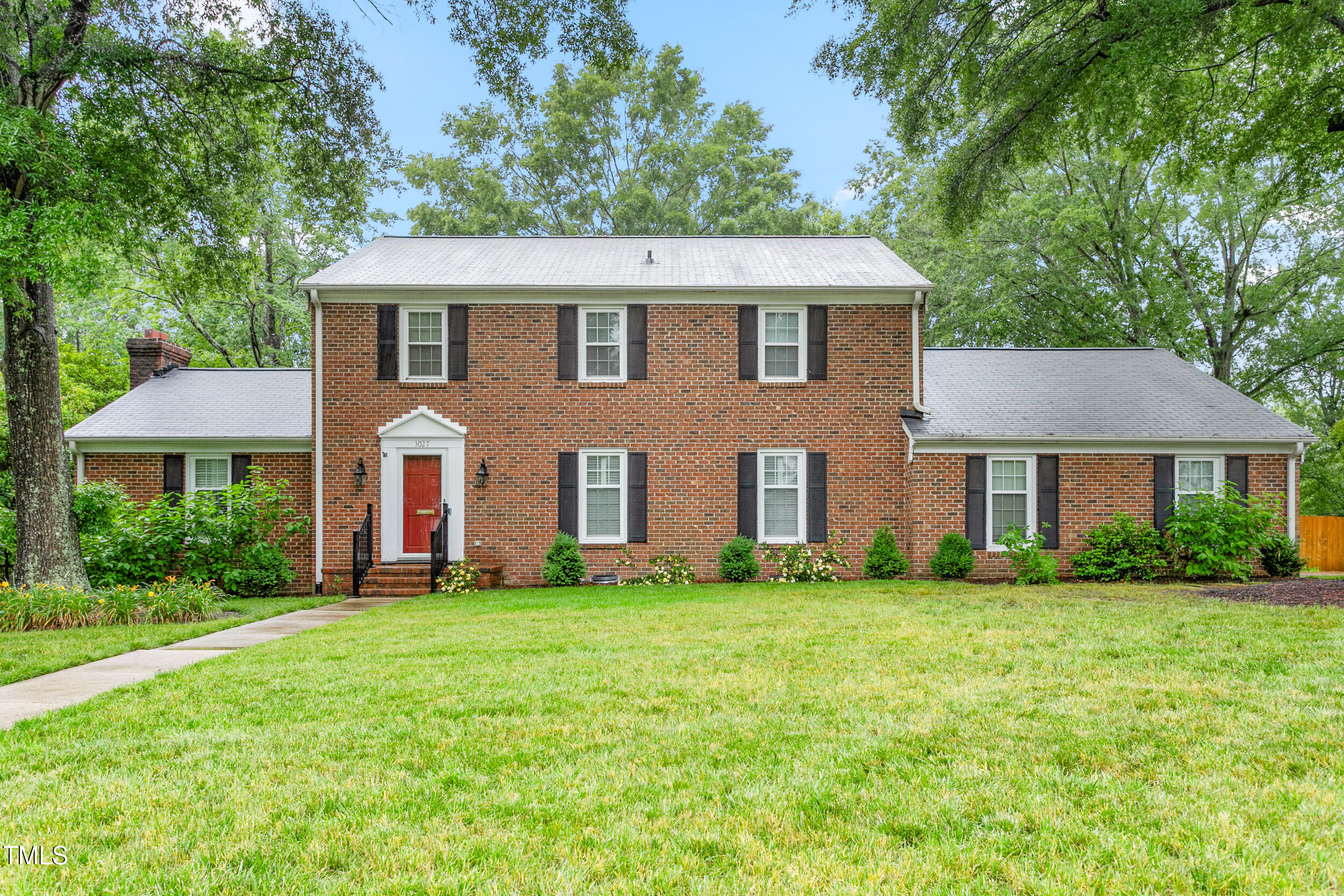 3027 Truitt Drive Property Photo 1