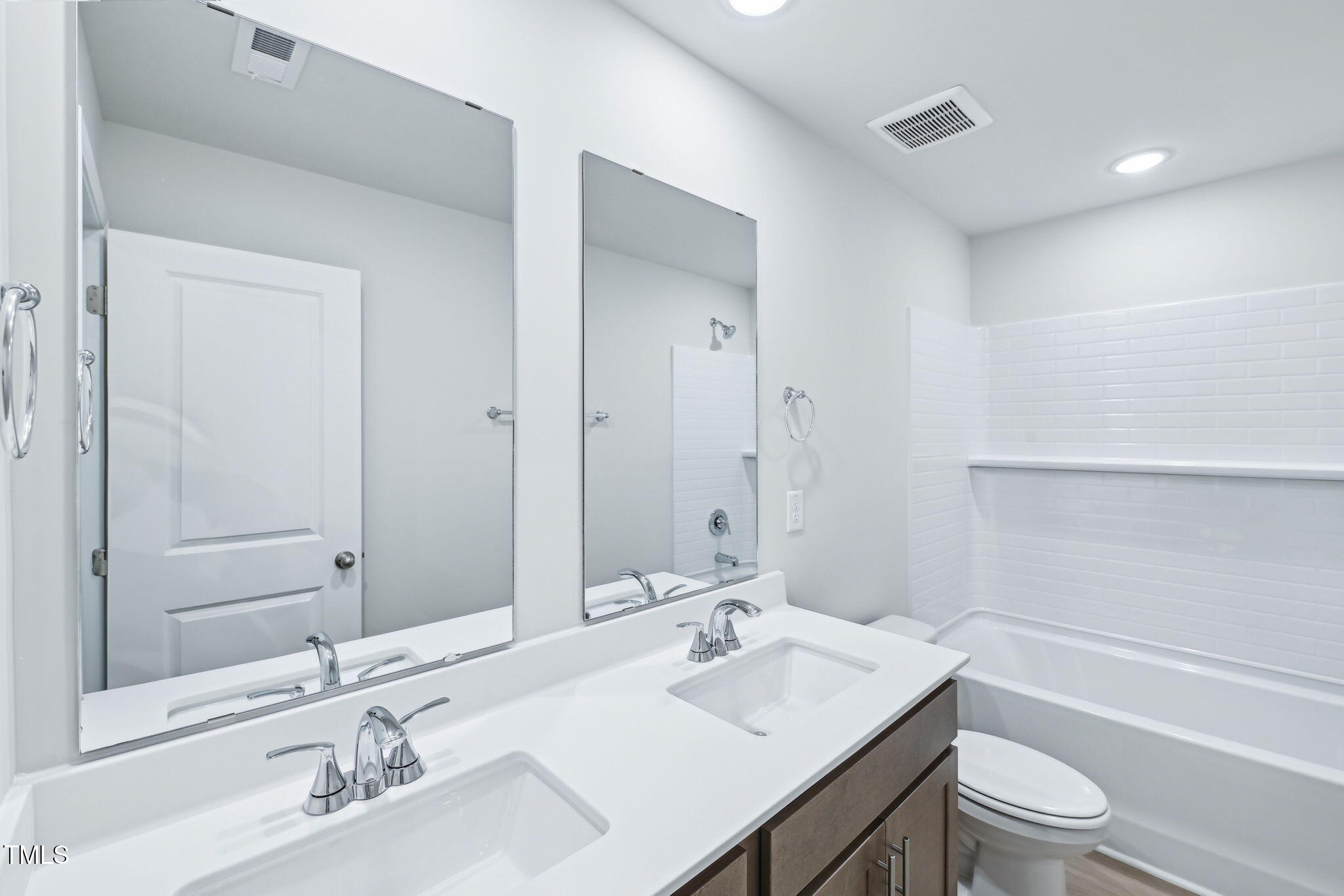 3861 Rosebush Drive Property Photo 27