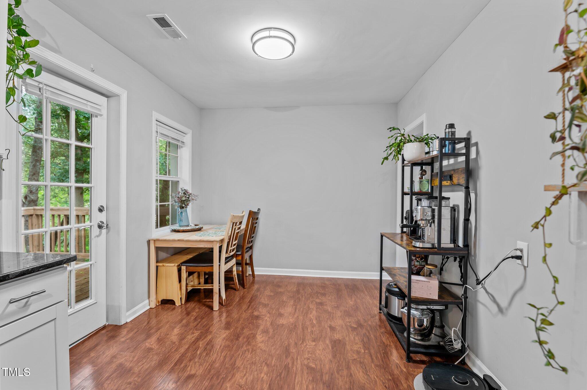 3803 Jonesville Road Property Photo 9