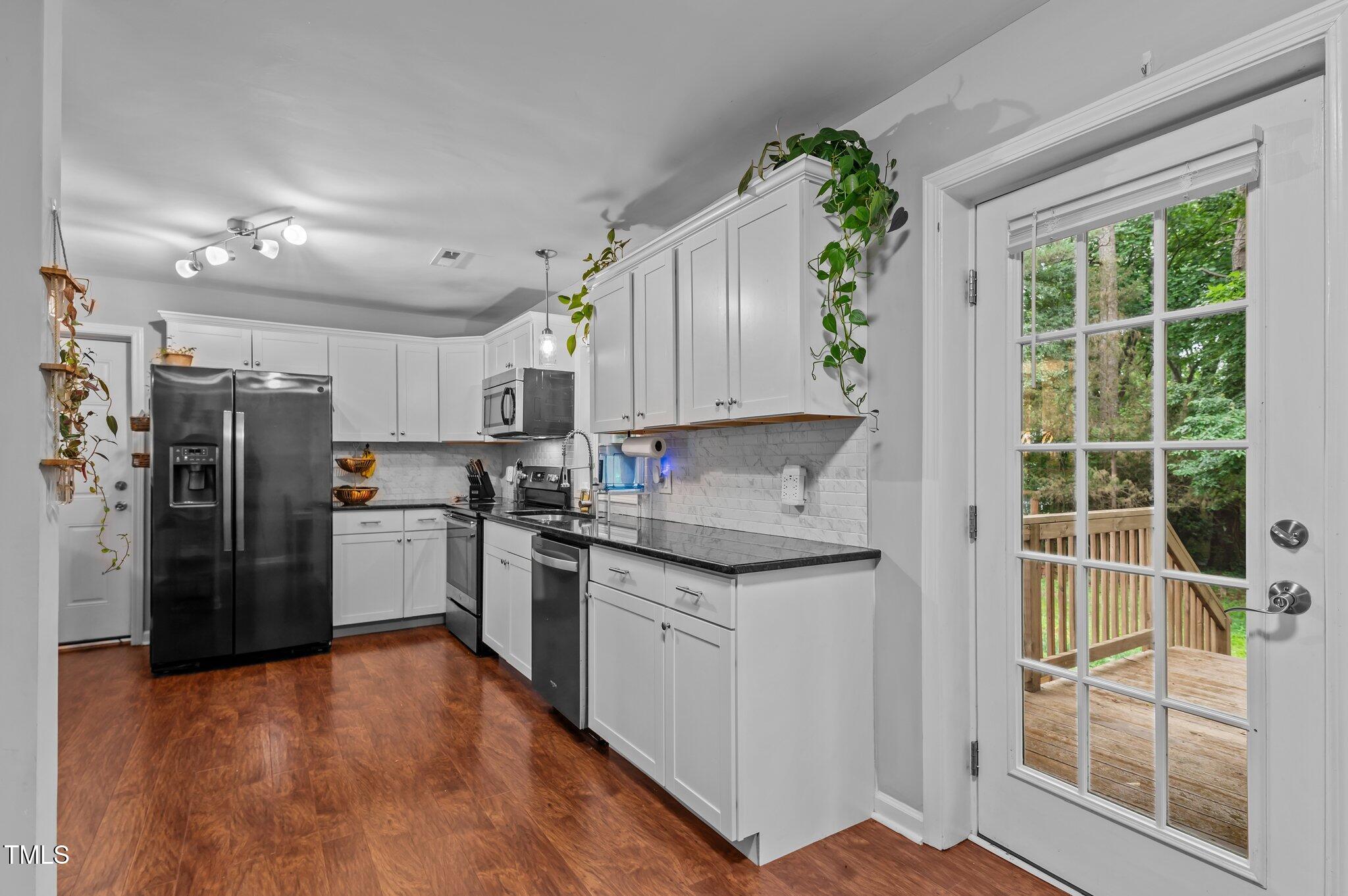 3803 Jonesville Road Property Photo 10