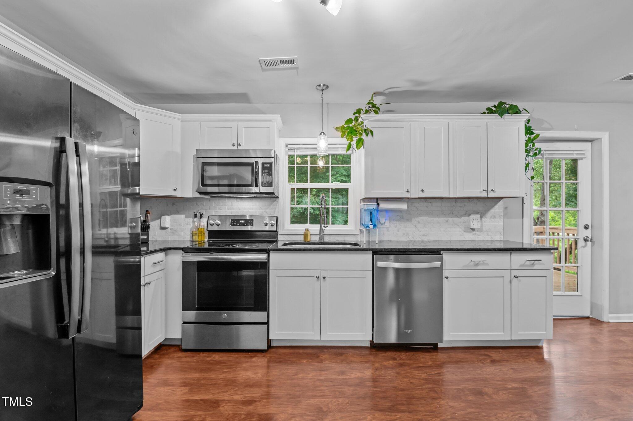 3803 Jonesville Road Property Photo 11