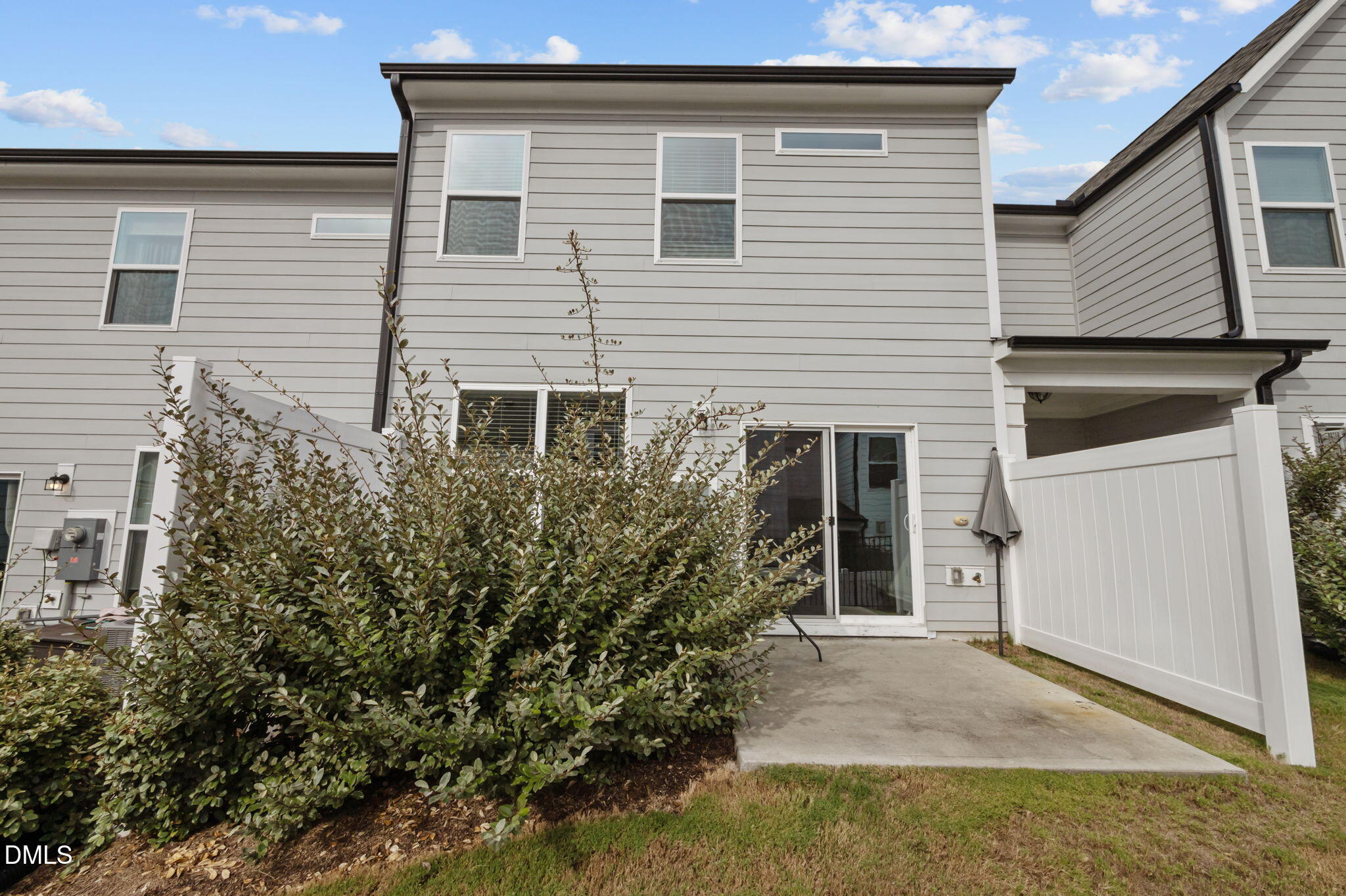 1033 Hearstone Way Property Photo 29